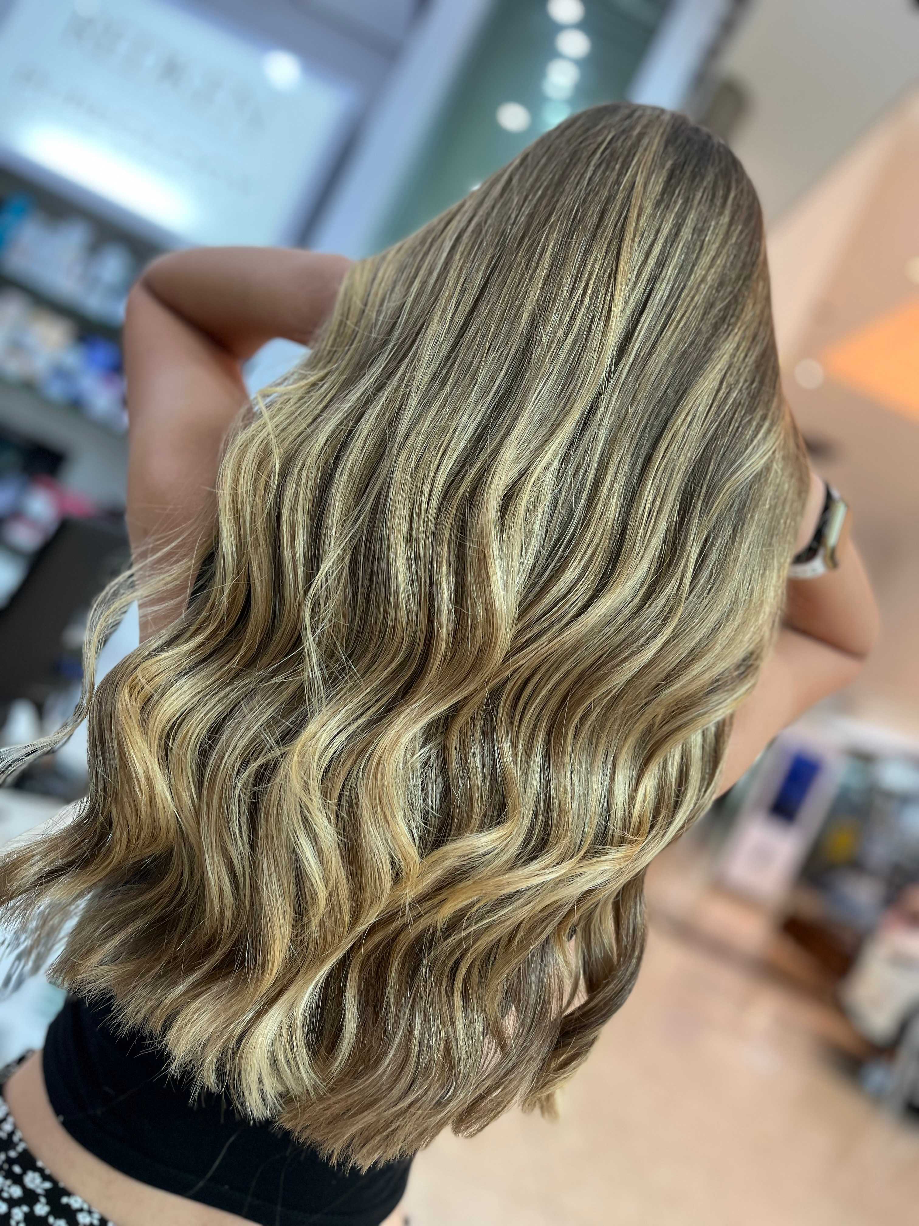 Lestienne Erasmus — Warm Balayage ONESHOT Hair Awards entry