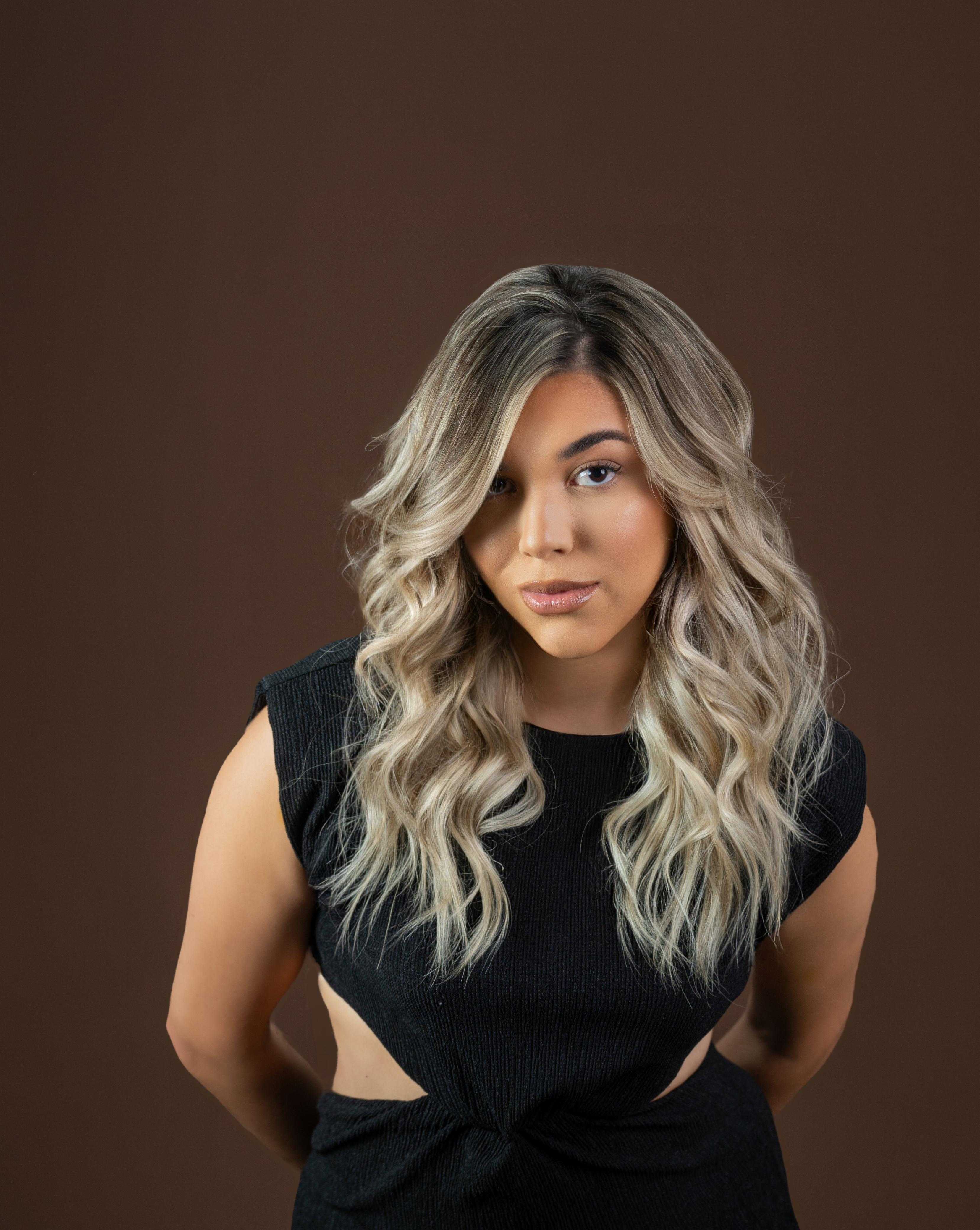 Mallelin Aracena — Platinum ONESHOT Hair Awards entry
