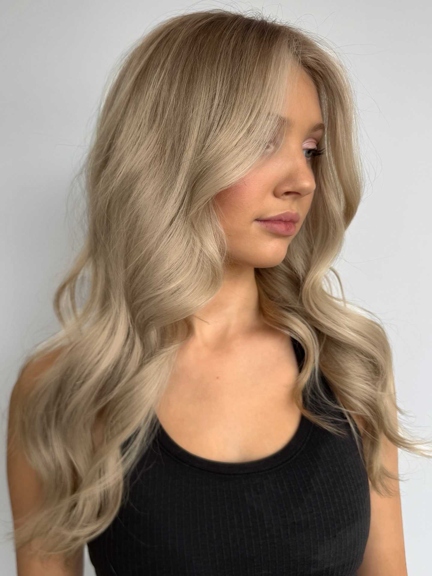 Alice Muraru — Blondes ONESHOT Hair Awards entry