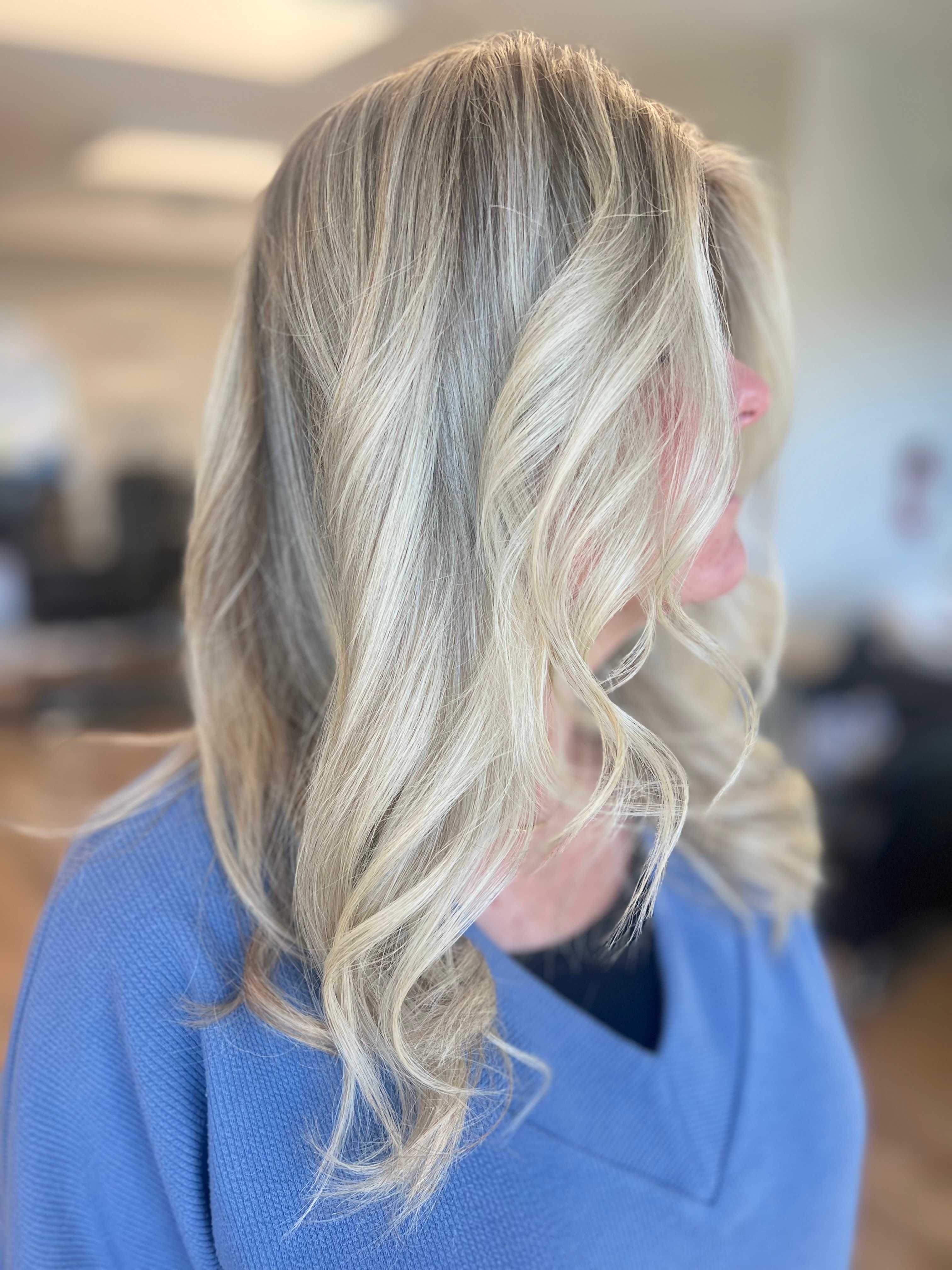 Carli Reith — Blondes ONESHOT Hair Awards entry
