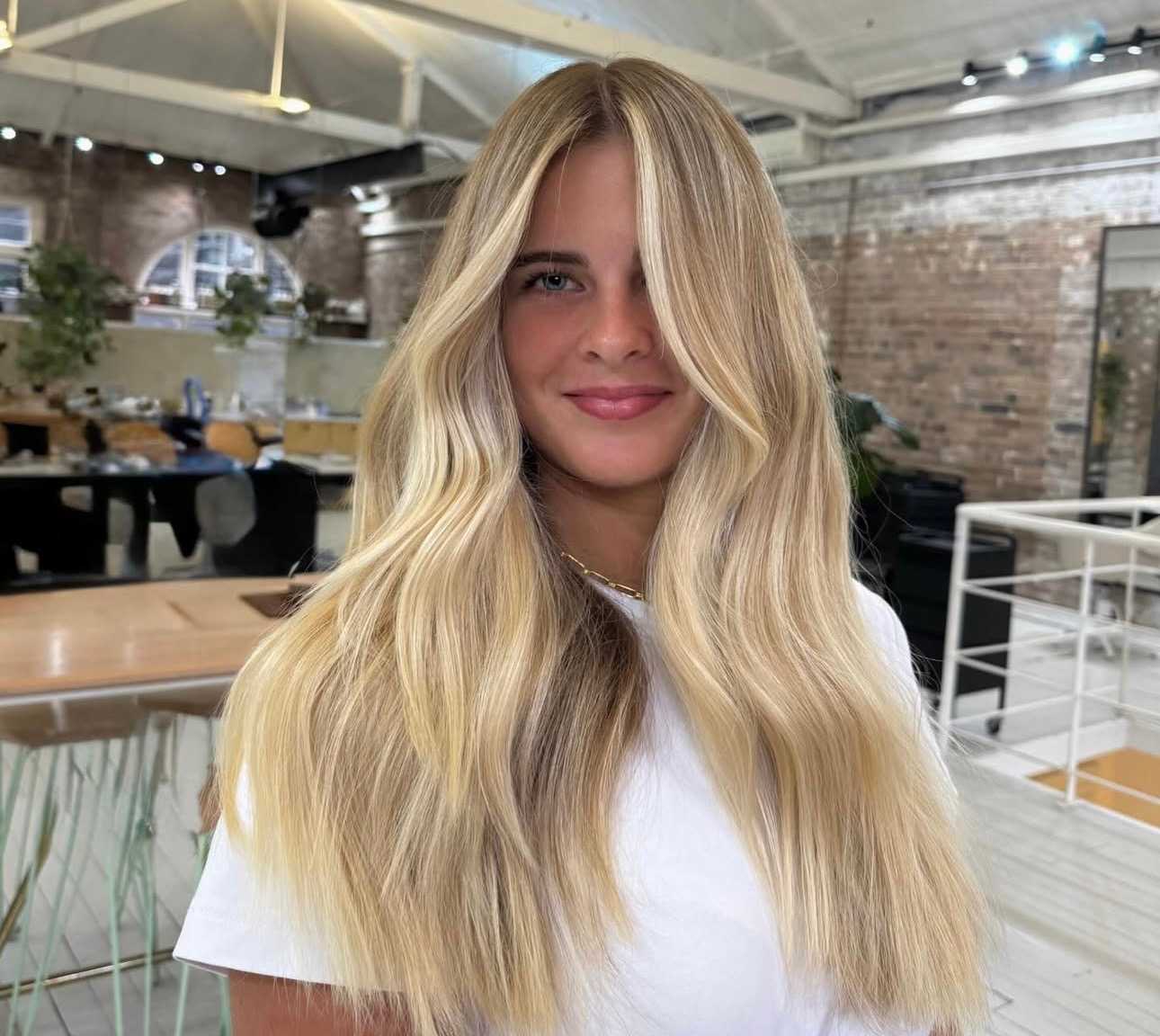 Aisling Delaney — Blondes ONESHOT Hair Awards entry
