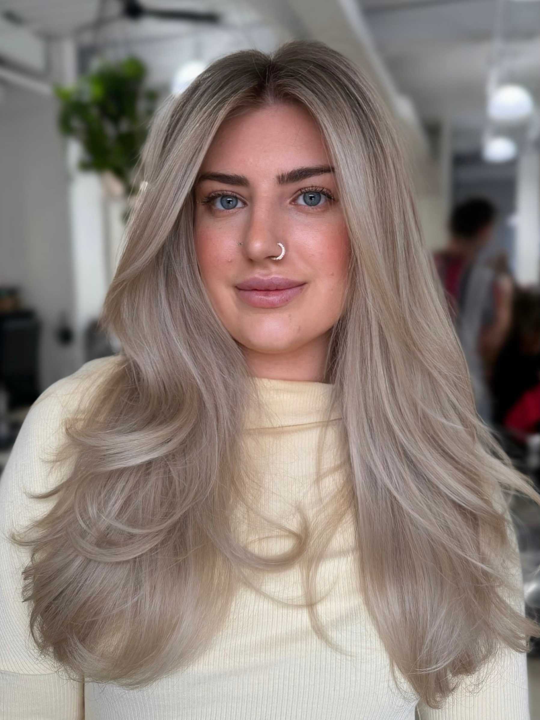 Alexia Perin — Blondes ONESHOT Hair Awards entry