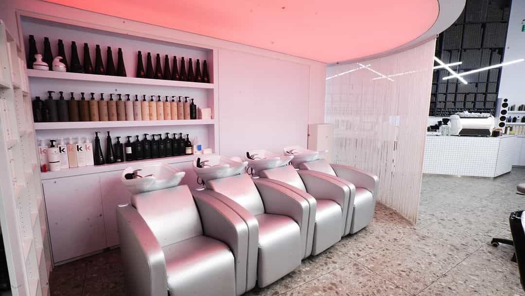 Y12salon — Salon Decor ONESHOT Hair Awards entry