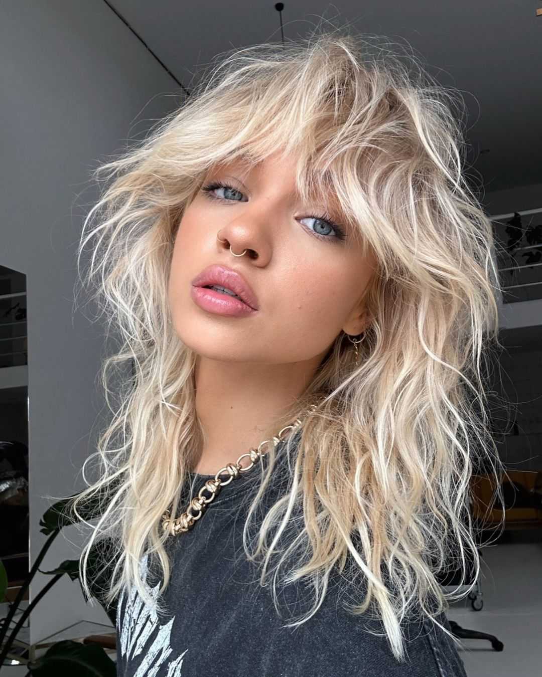 Belinda Mills — Blondes ONESHOT Hair Awards entry