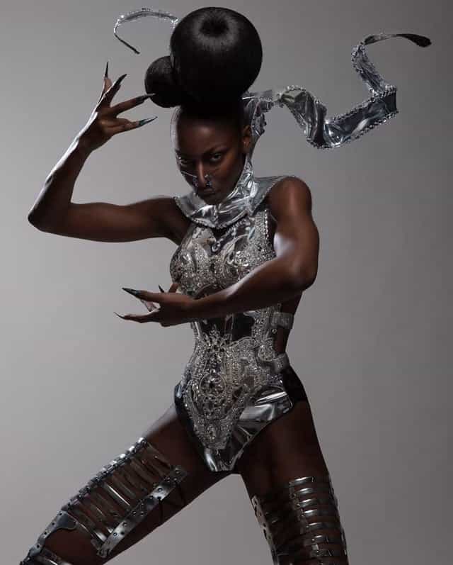 Avant-Garde Collection