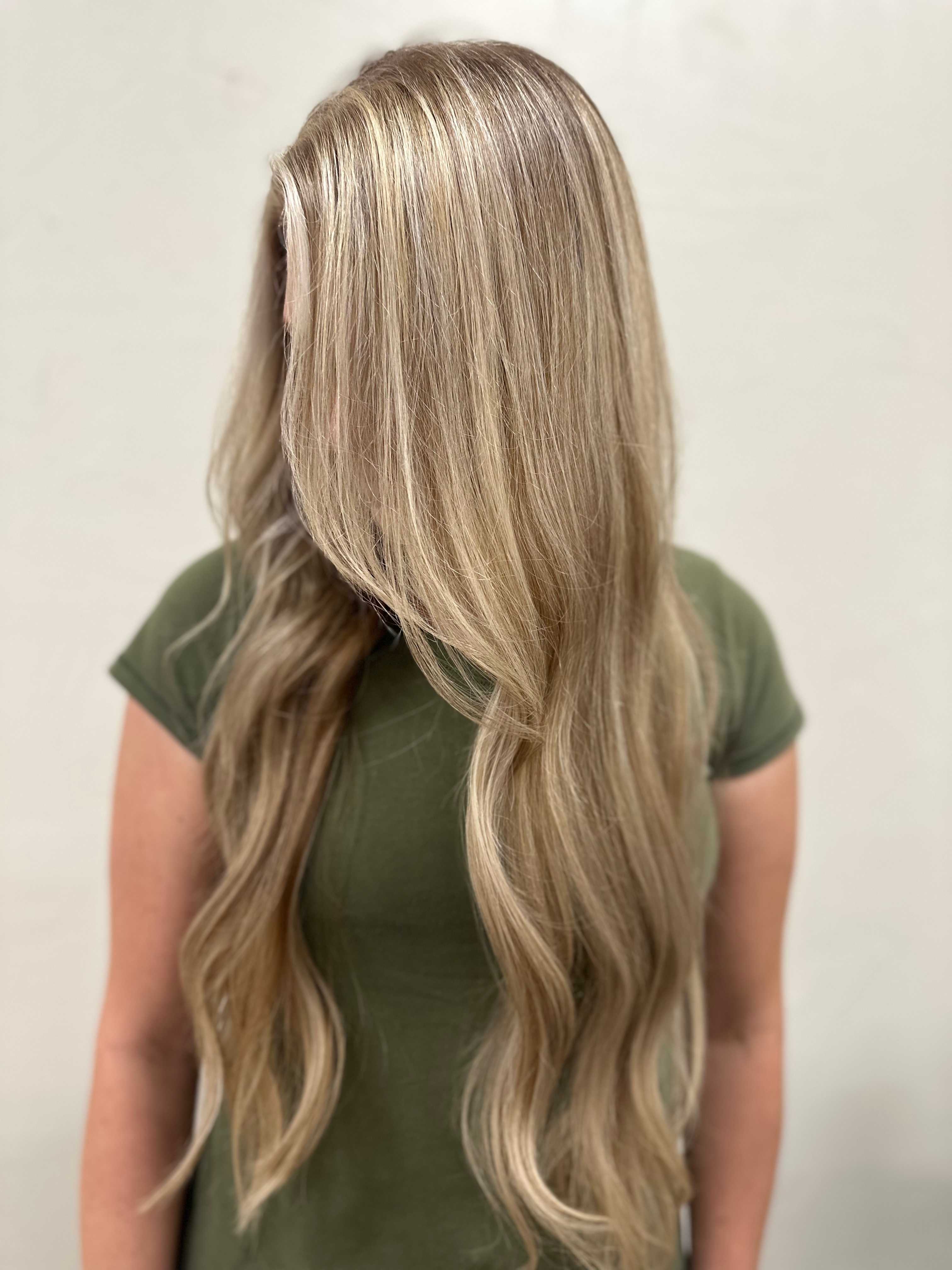 Amber Hendryx — Blondes ONESHOT Hair Awards entry