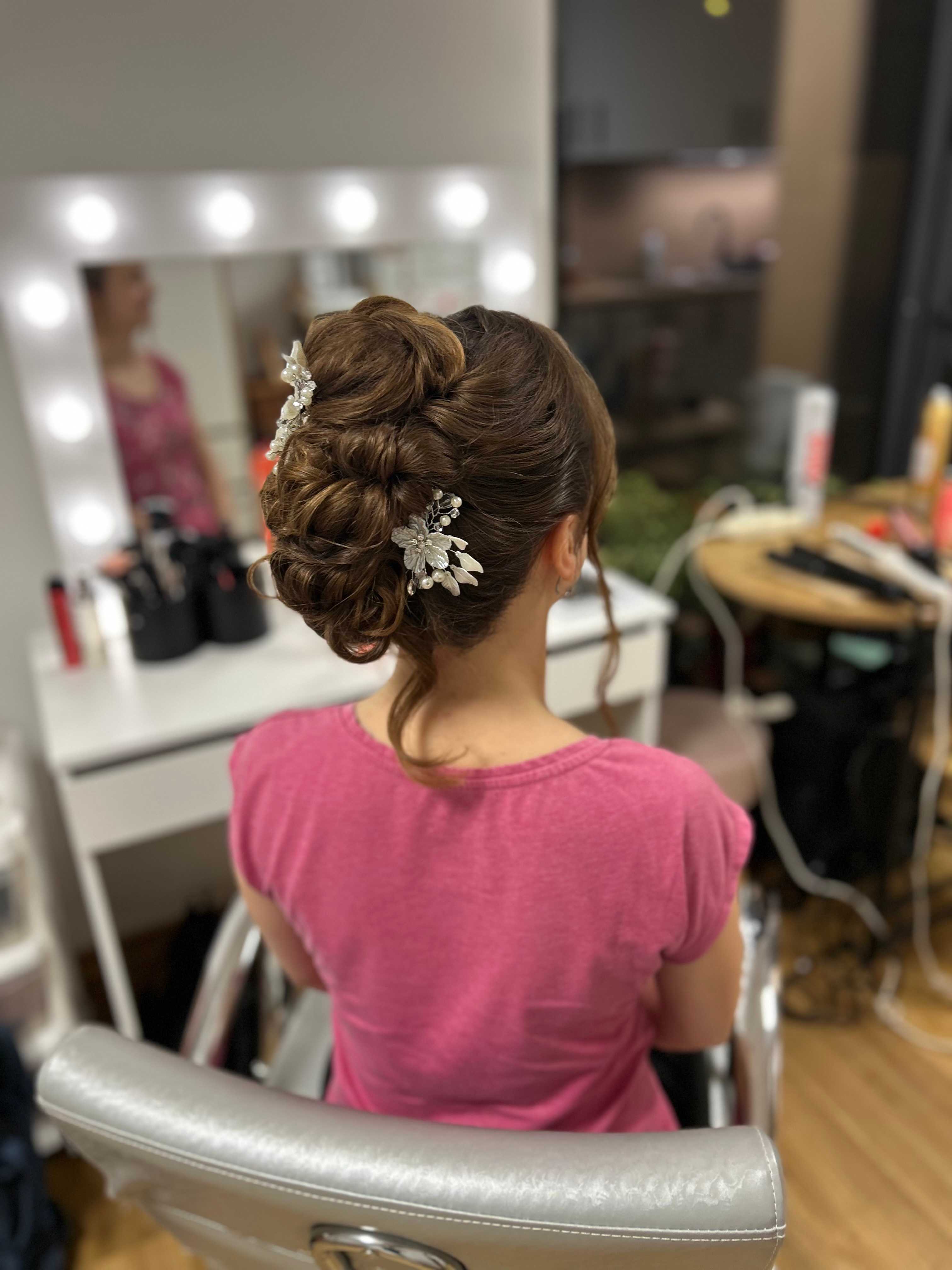 Helena Vykydalová — Special Event Styling ONESHOT Hair Awards entry