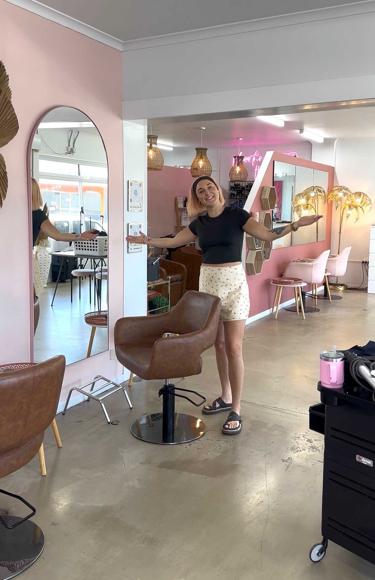 Danielle Robertson — Funny Video ONESHOT Hair Awards entry