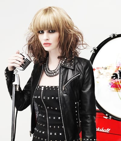 319611SexyHeadlinersResize1_orig