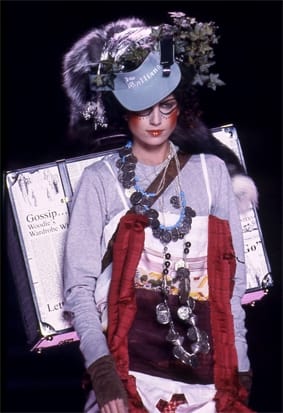 302805circus-Galliano6_orig