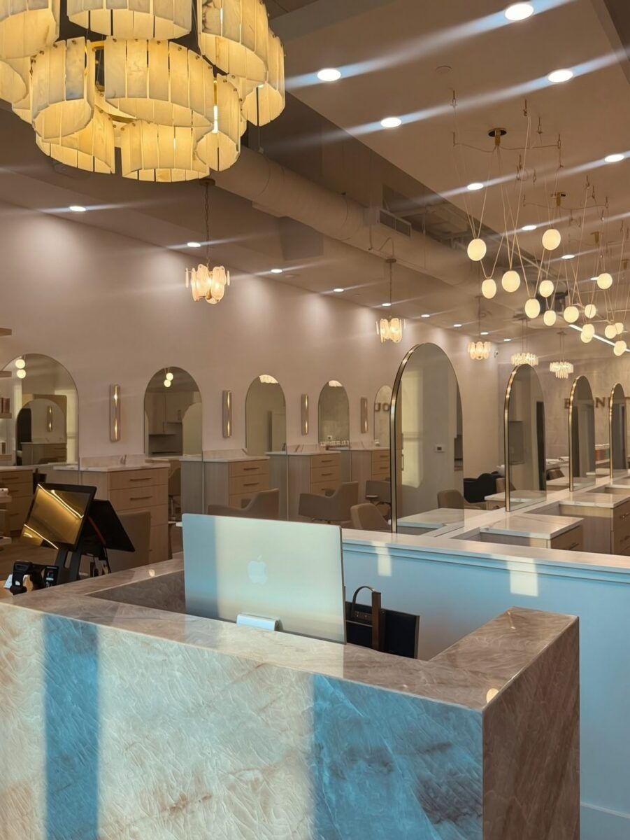 Blondtourage Salon
