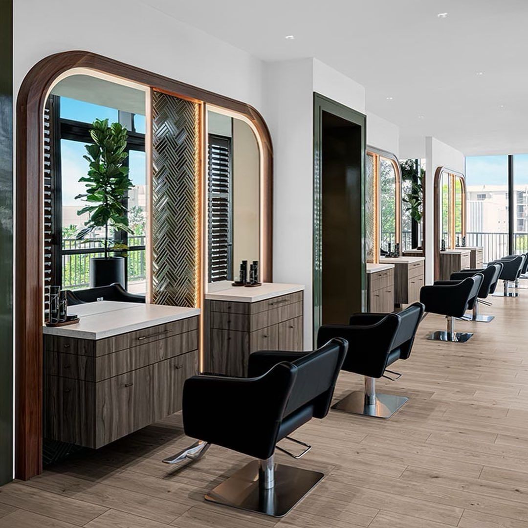 Peteralexander Salon