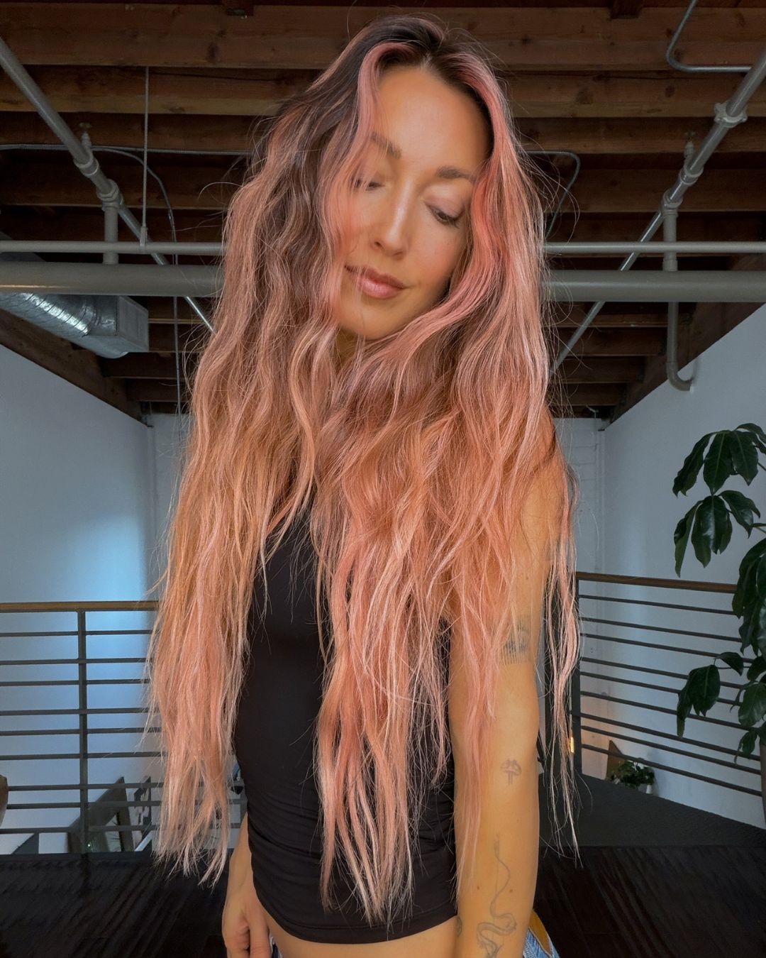 Photo courtesy of @glamucator and @amybcolor feat image