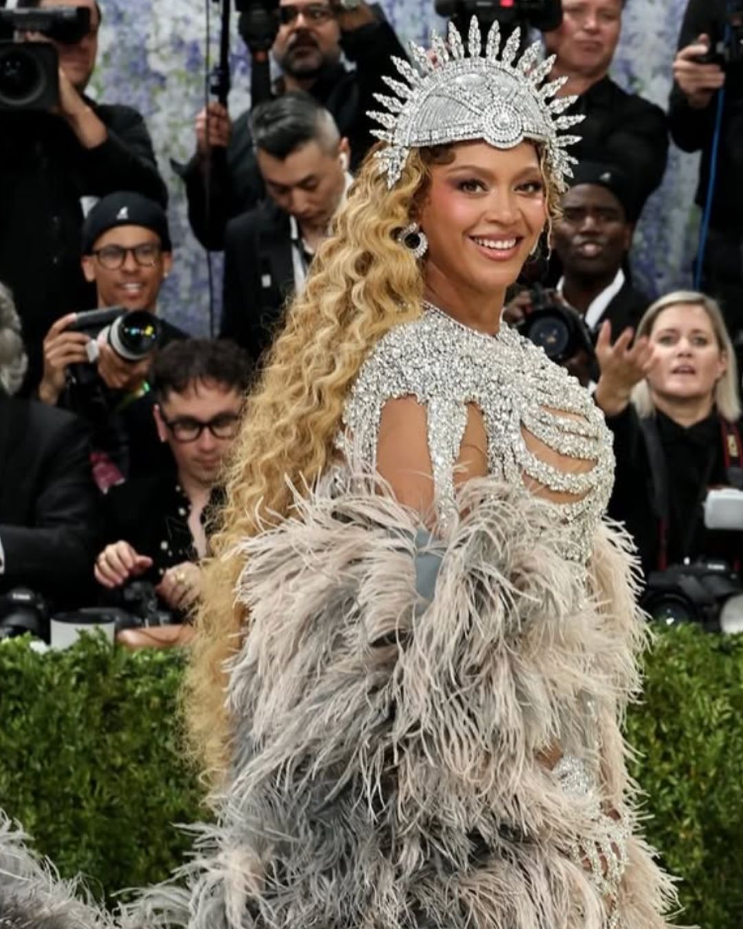 beyonce @nealfarinah