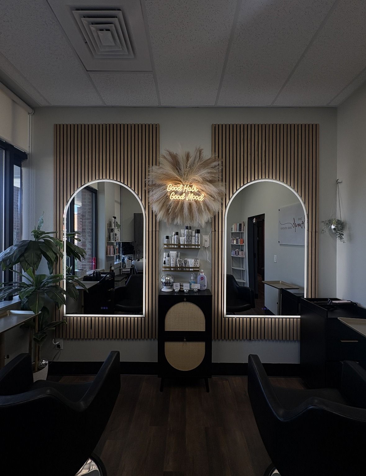 Emily Liberati — Suite Decor ONESHOT Hair Awards entry
