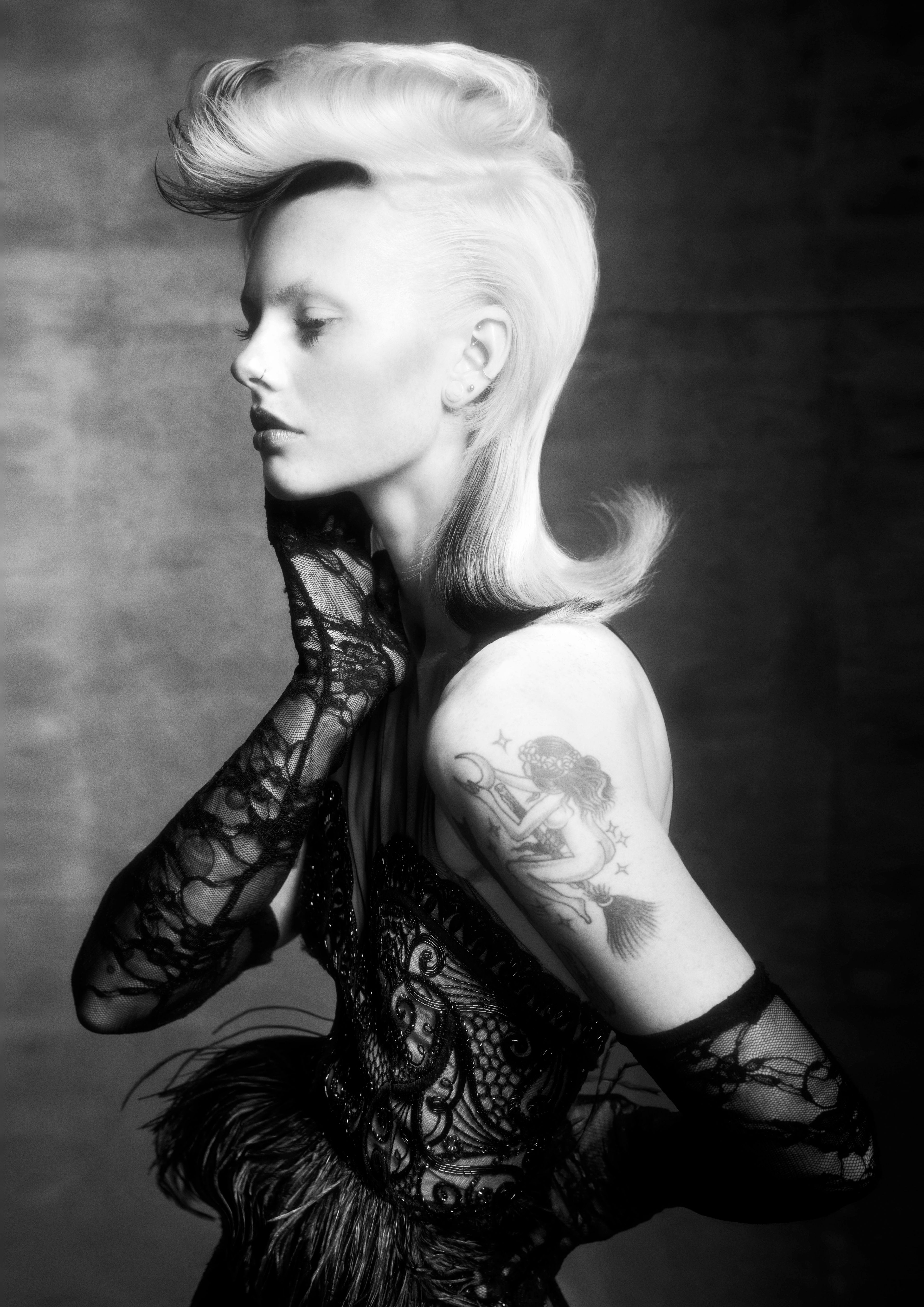 Stephanie Bellairs — Avant-Garde Collection ONESHOT Hair Awards entry