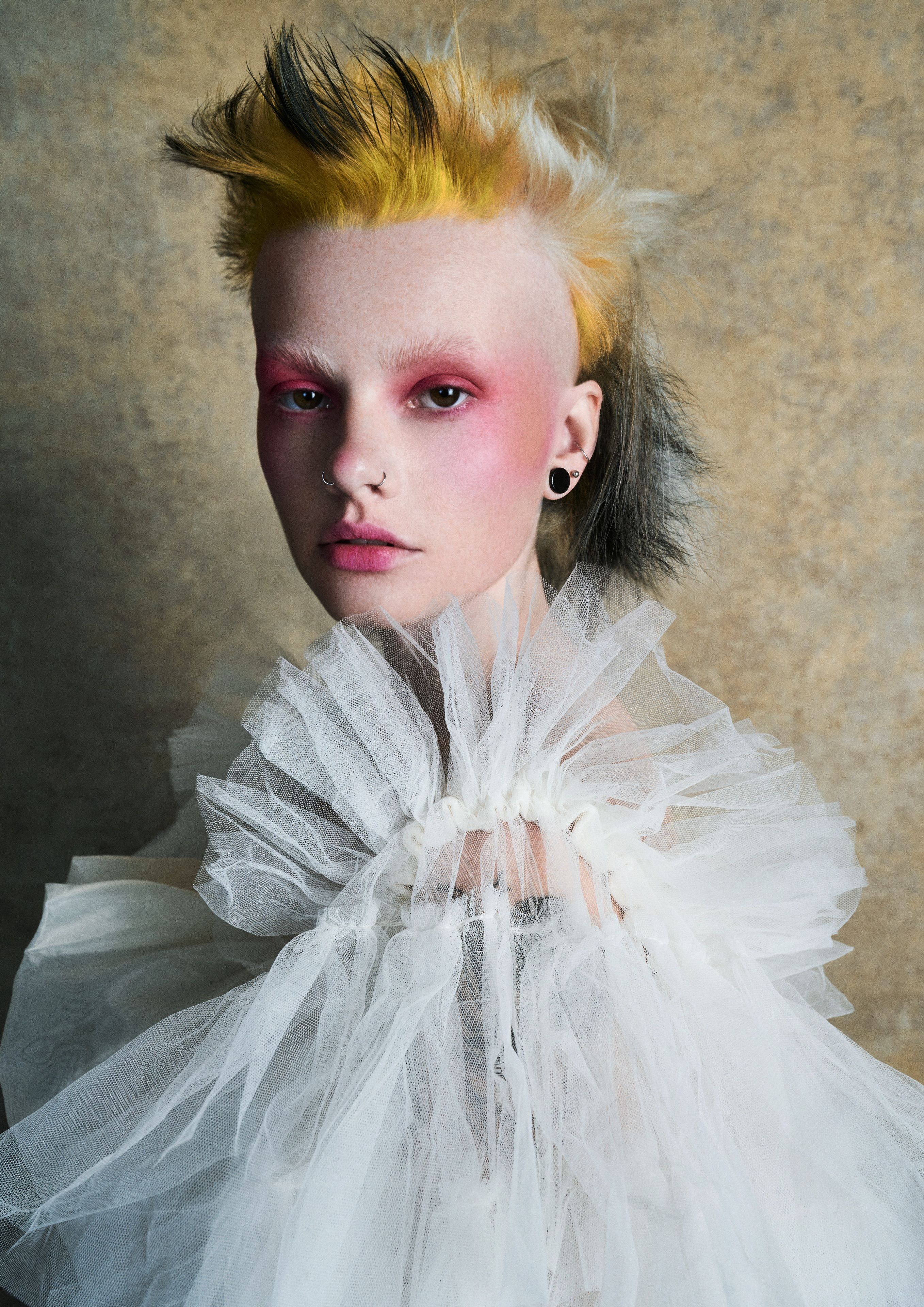 Stephanie Bellairs — Avant-Garde Collection ONESHOT Hair Awards entry