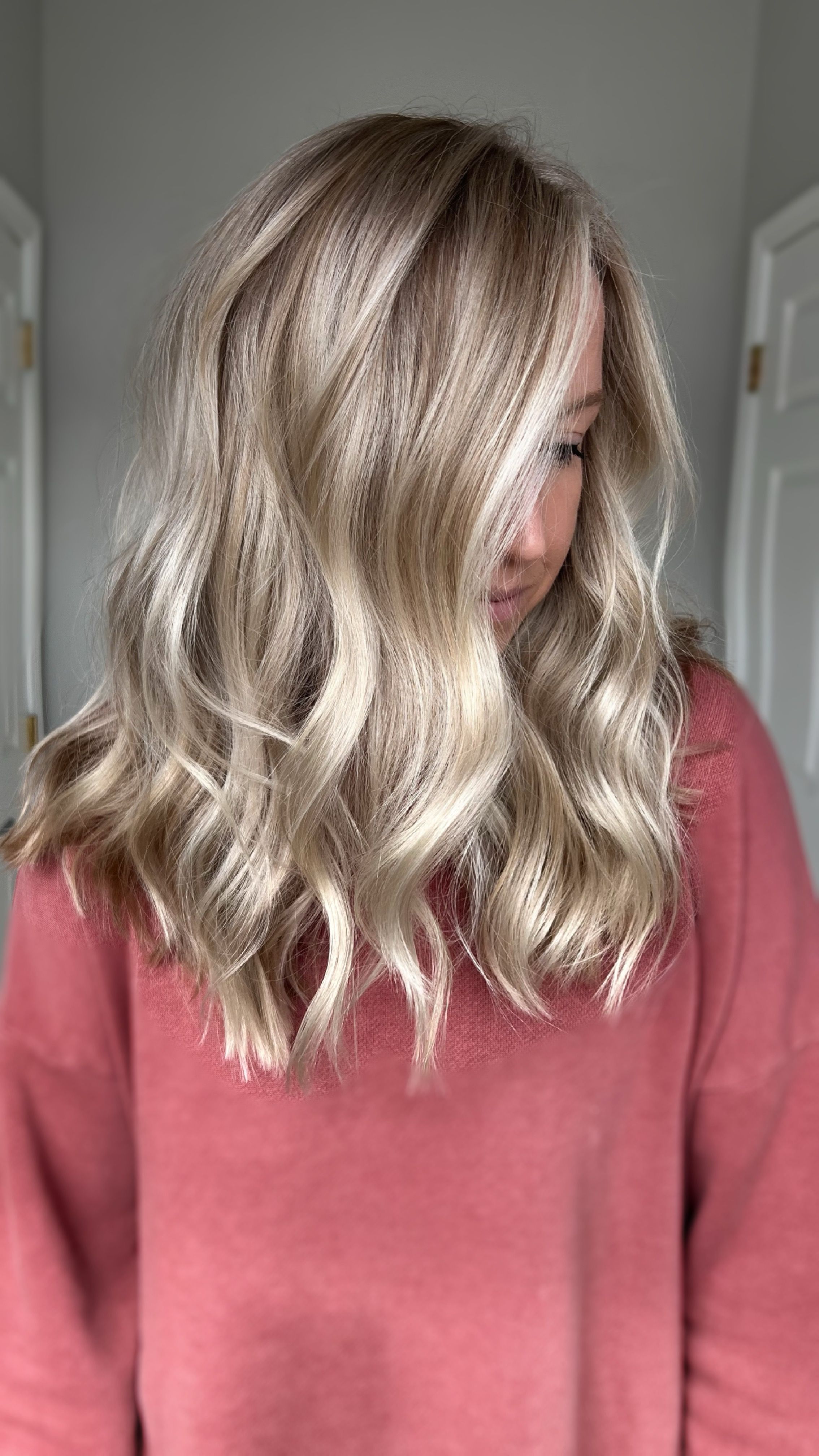 Lisa Mathews — Blondes ONESHOT Hair Awards entry