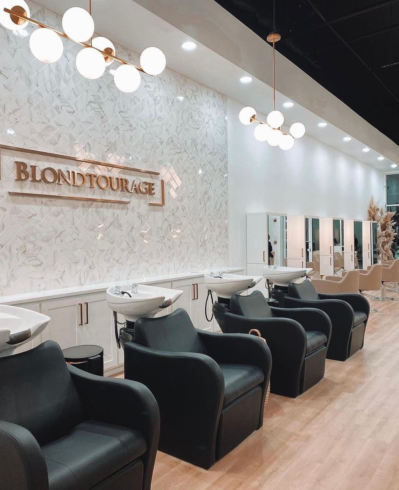 Blondtourage Salon — Salon Decor ONESHOT Hair Awards entry