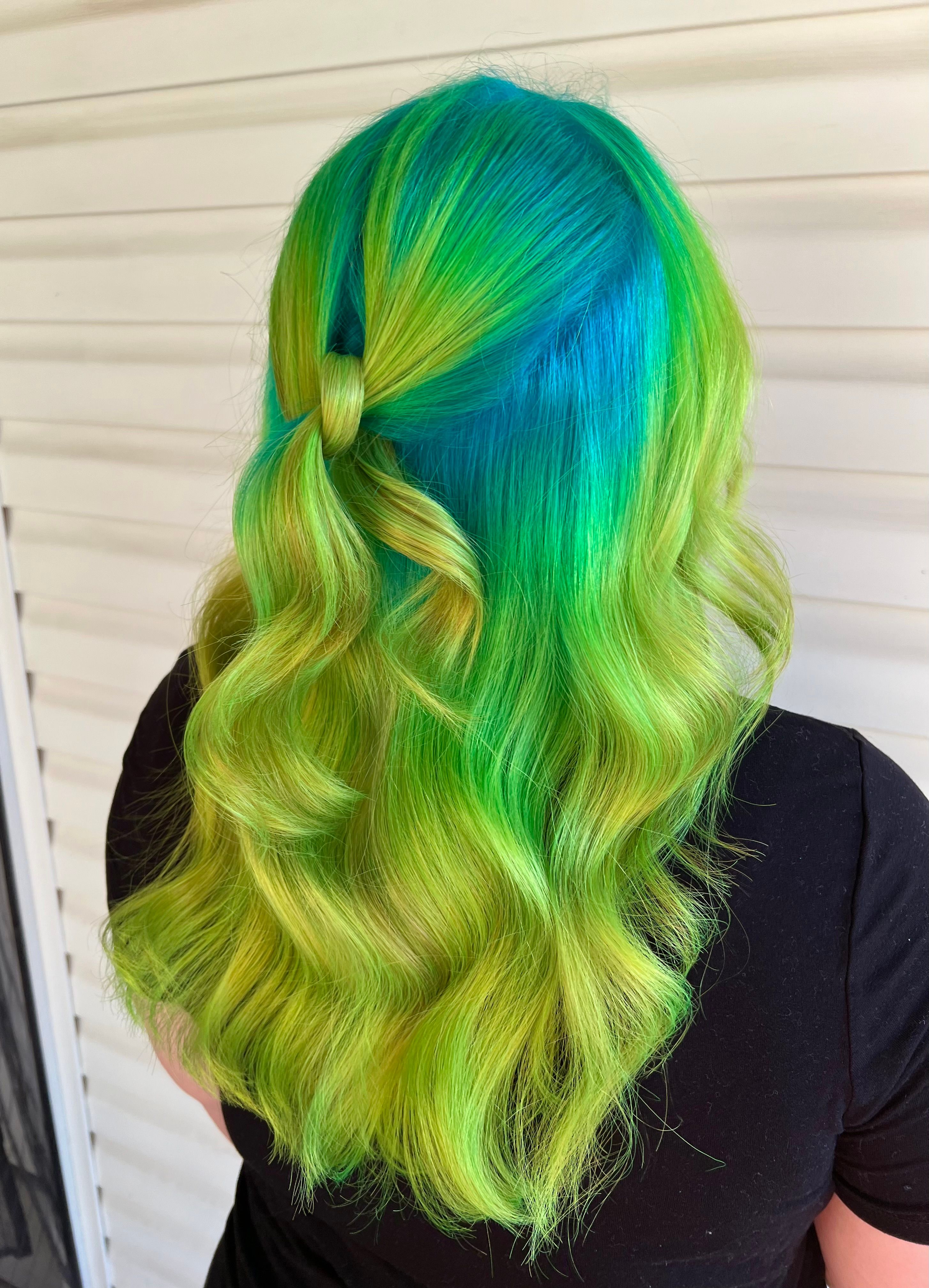 Samantha Clark — Student ONESHOT Hair Awards entry