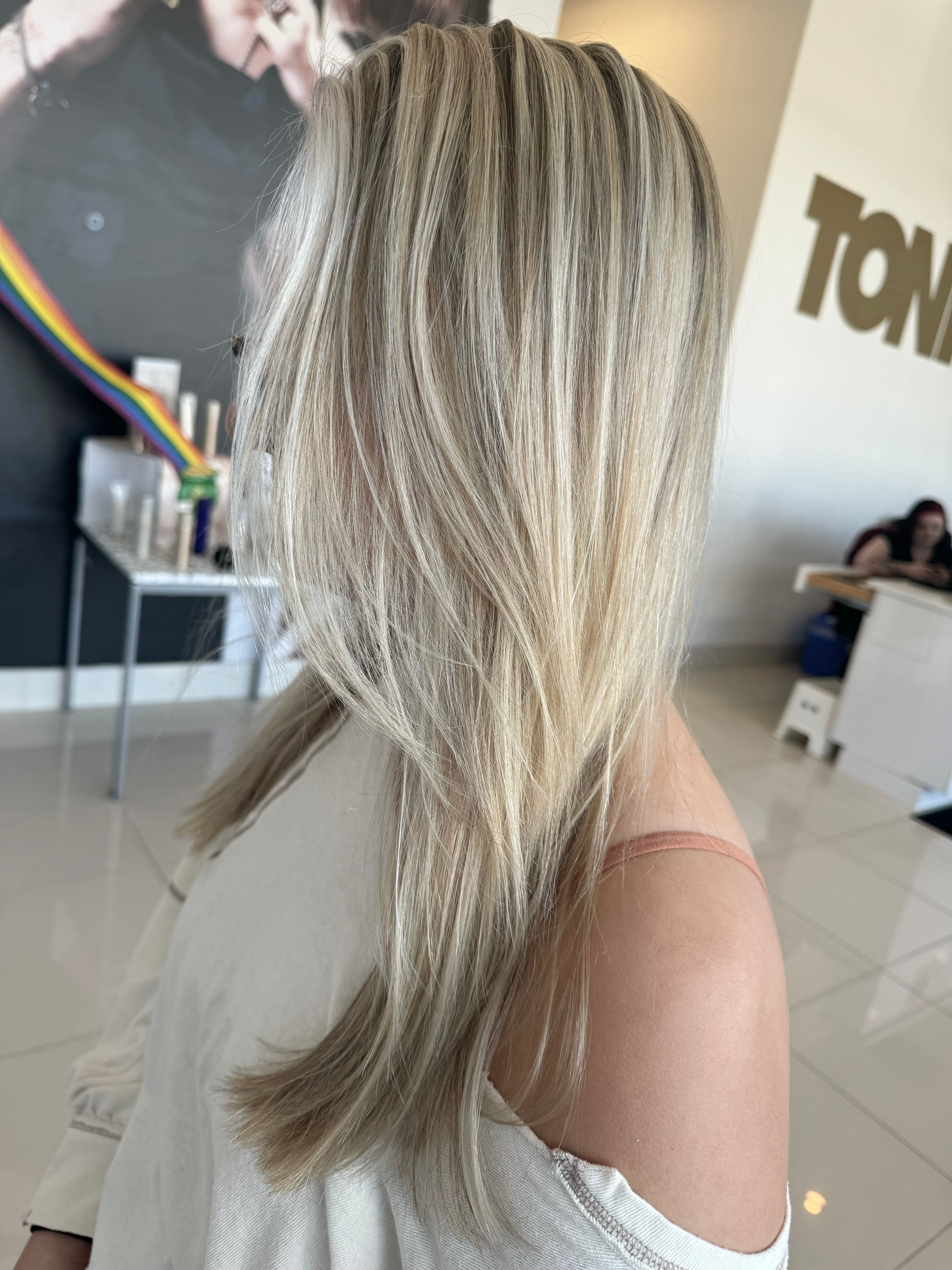 Shannon Farias — Student ONESHOT Hair Awards entry