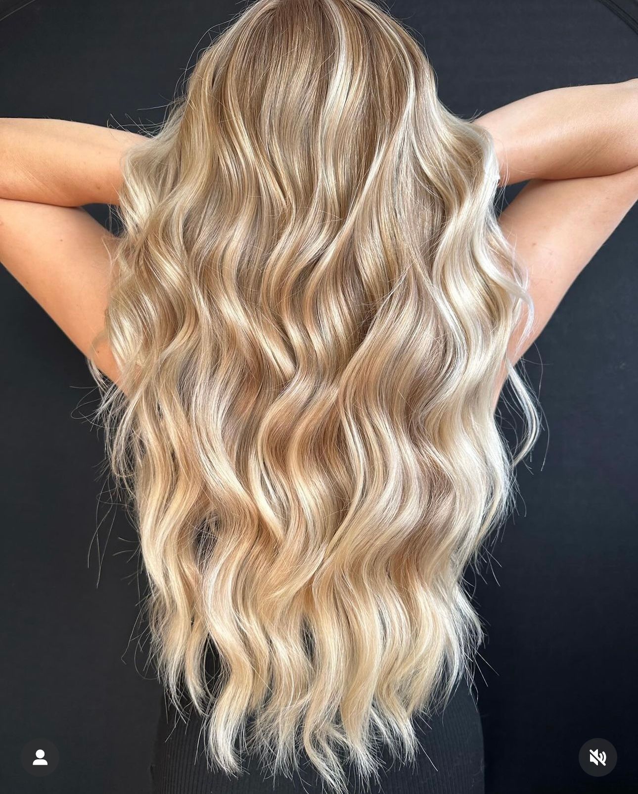 Denise Mahoney — Blondes ONESHOT Hair Awards entry