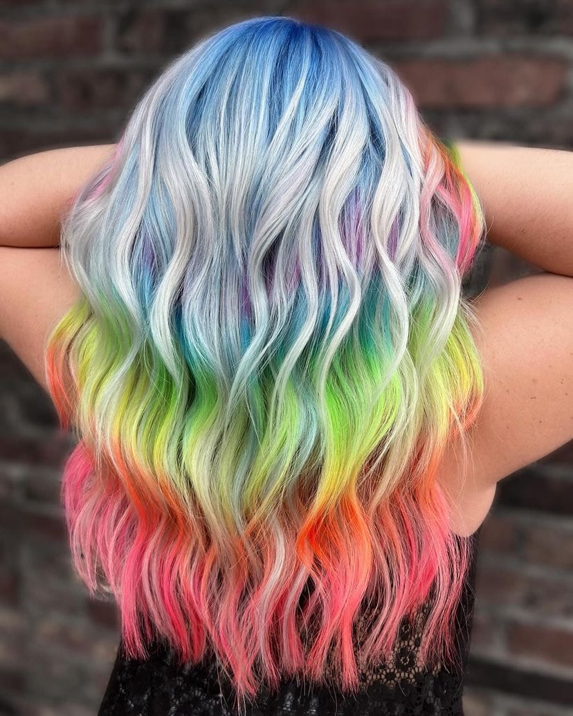 Lindsey Holmes — Creative Color ONESHOT Hair Awards entry