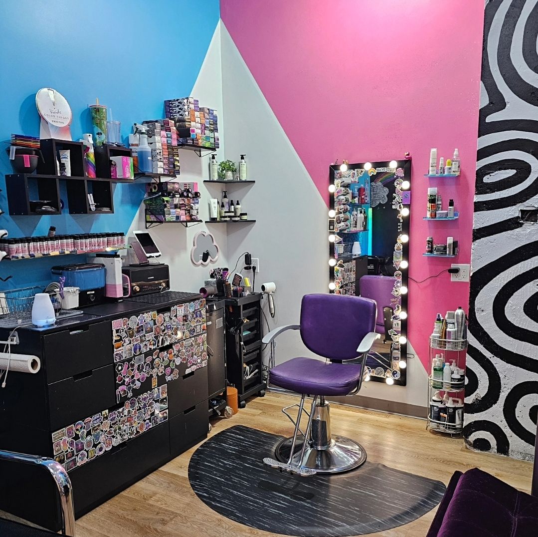 Miki DaVelle — Suite Decor ONESHOT Hair Awards entry