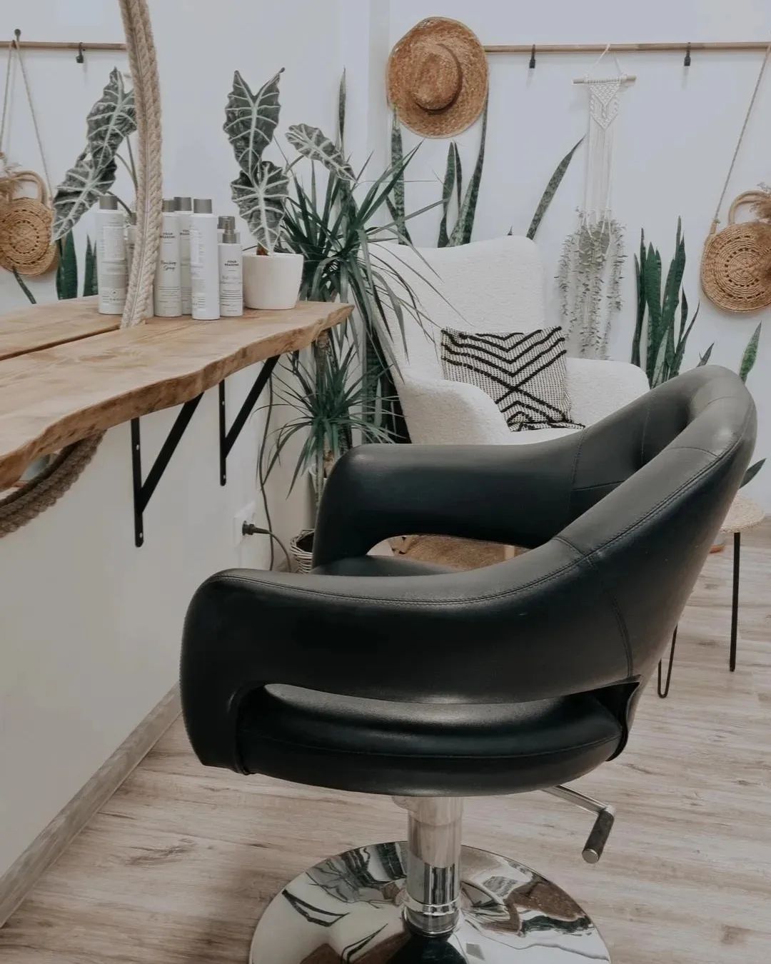 Monserrat Larson-Rodriguez — Suite Decor ONESHOT Hair Awards entry
