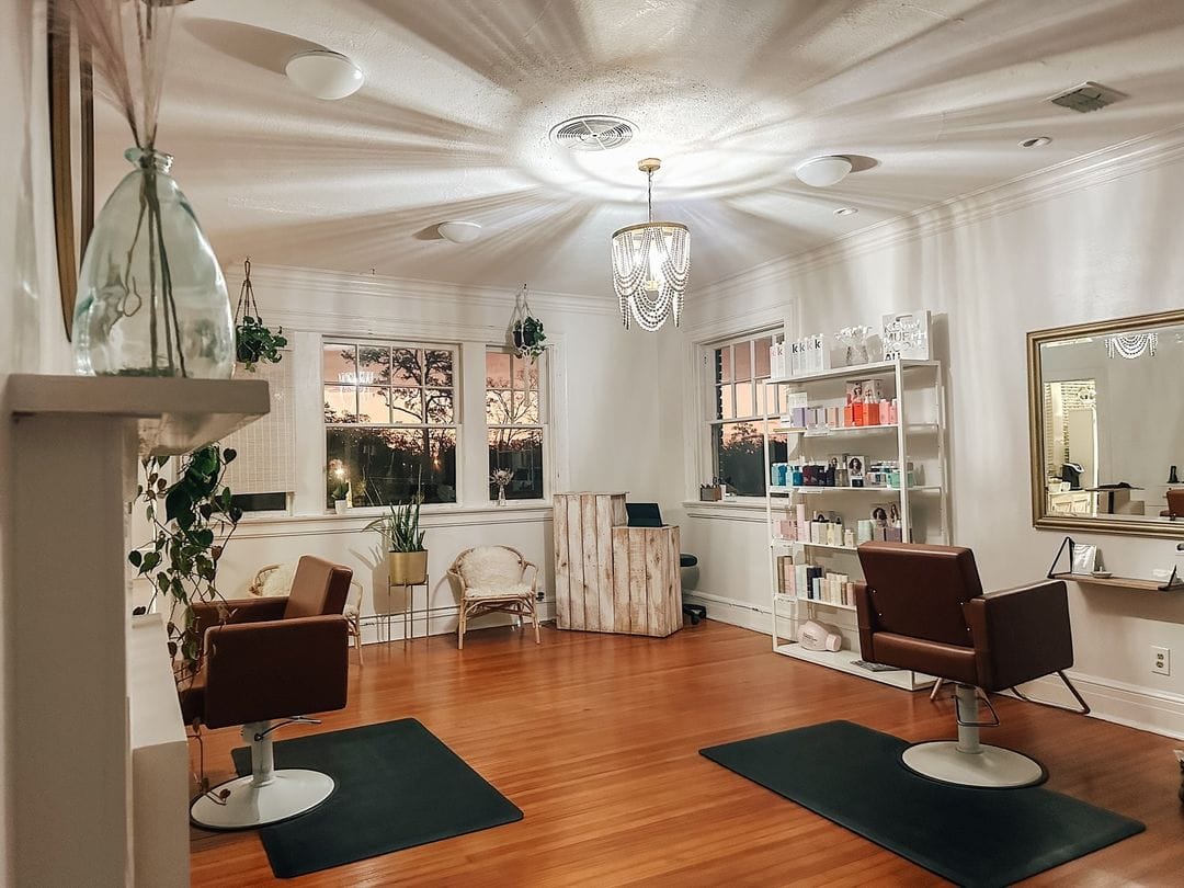 Pearlandhoneysalon Pearlandhoneysalon — Suite Decor ONESHOT Hair Awards entry