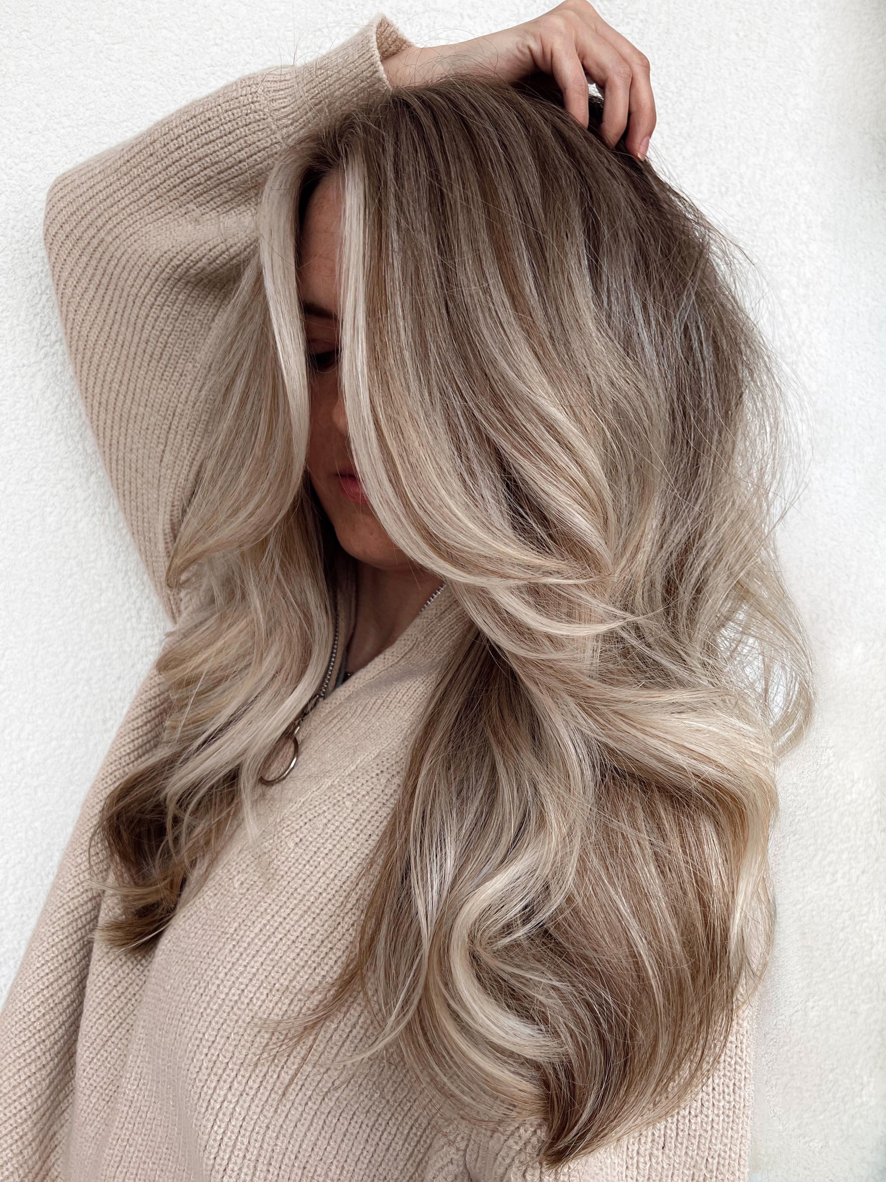 Julia Savoie — Cool Balayage ONESHOT Hair Awards entry
