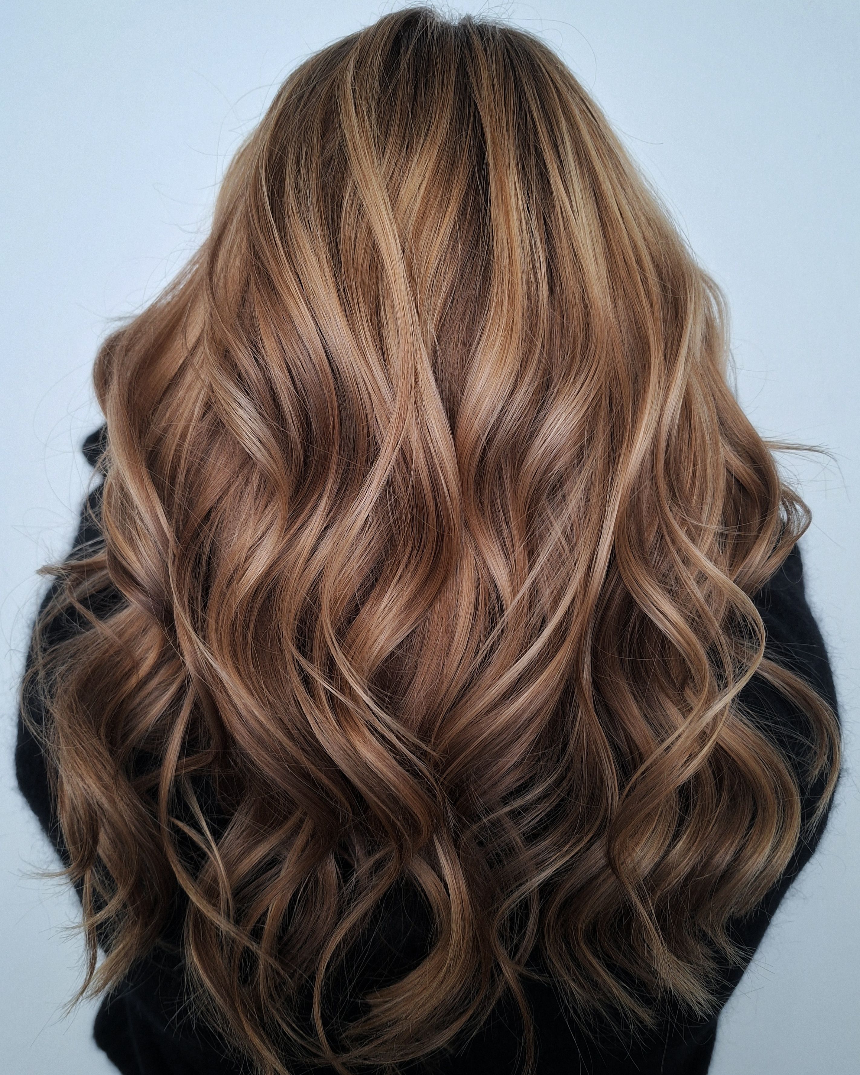 Veera Salminen — Warm Balayage ONESHOT Hair Awards entry