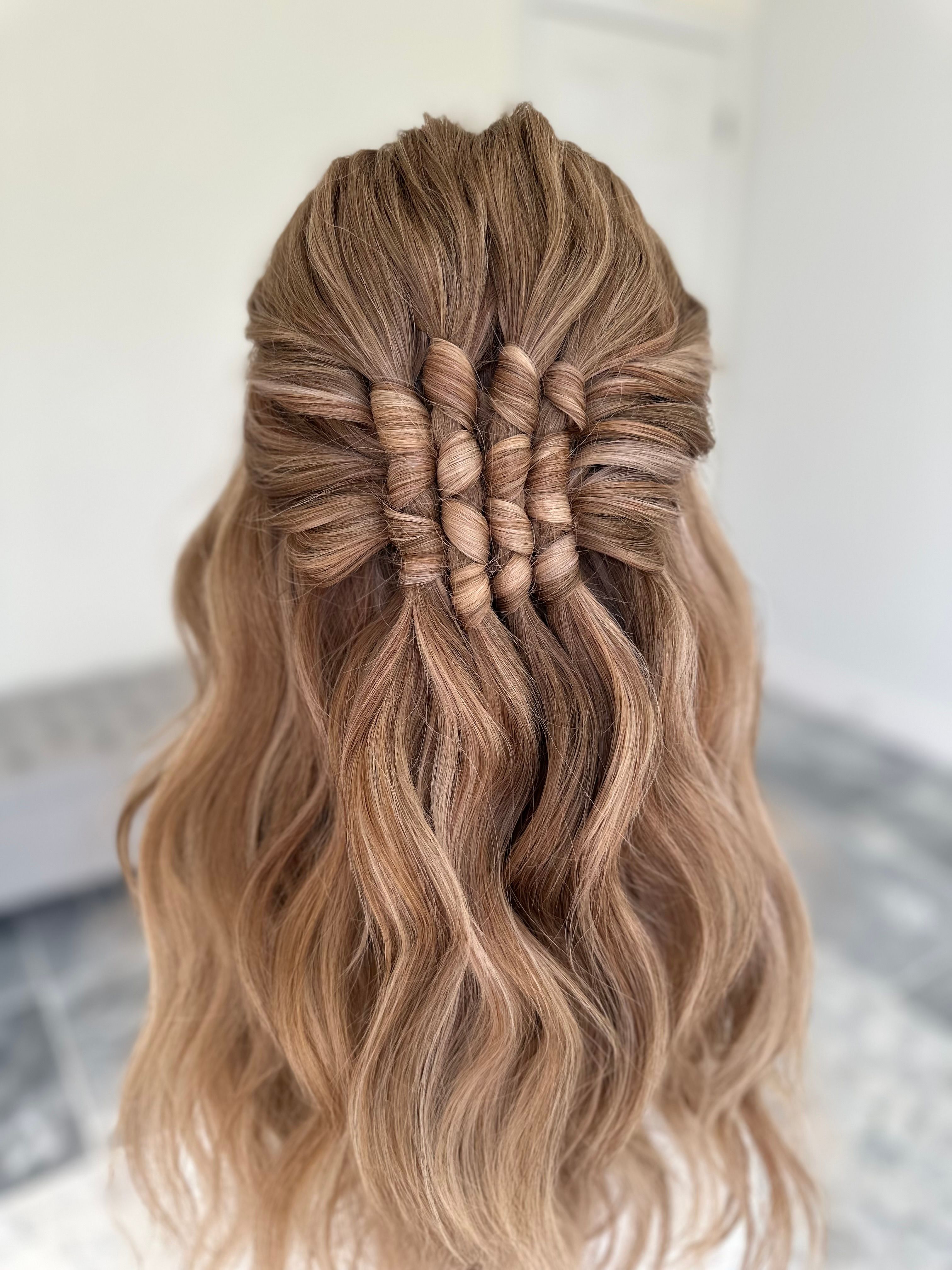 Sandra Monzon — Special Event Styling ONESHOT Hair Awards entry