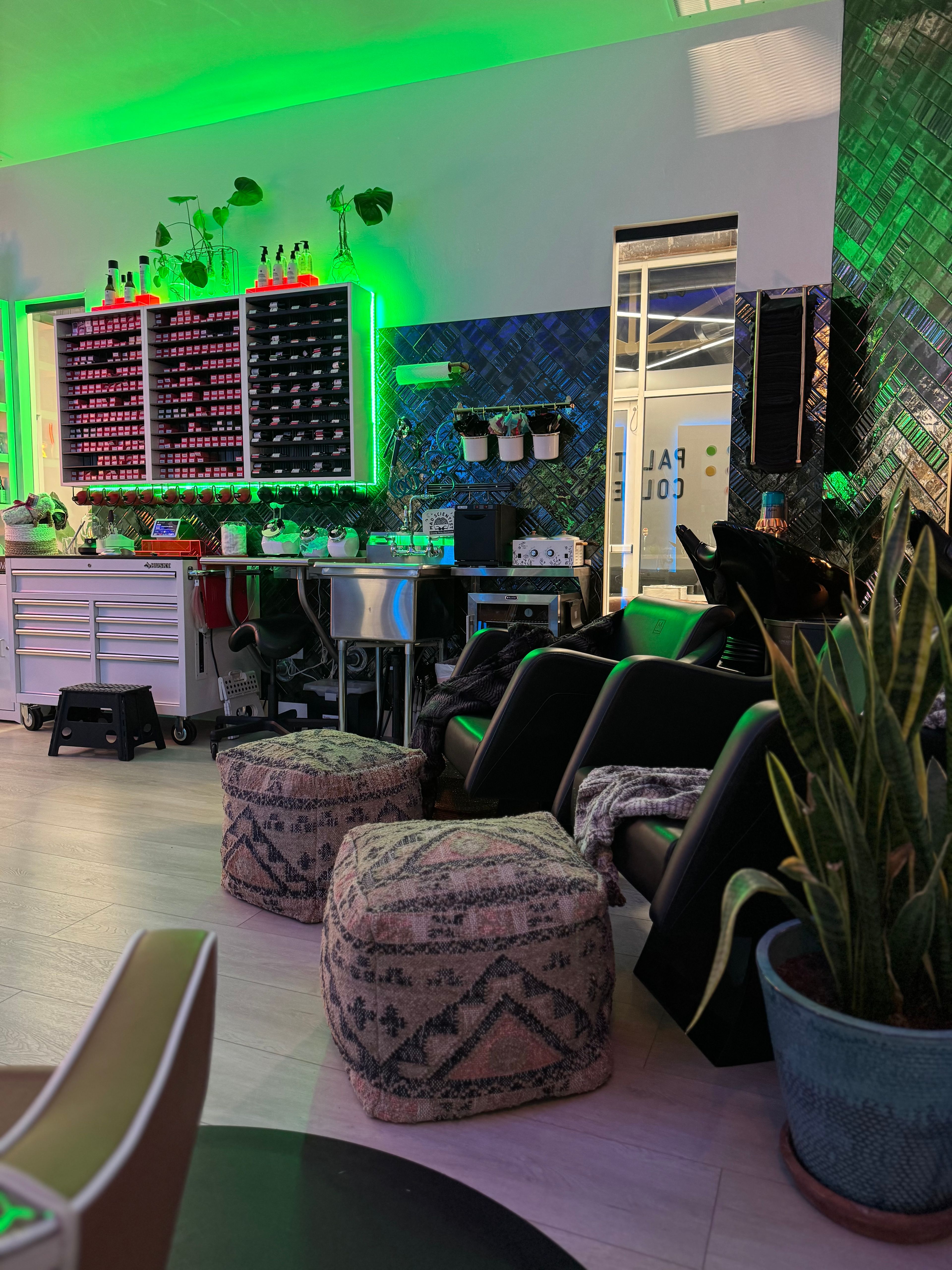 Madhairlab — Suite Decor ONESHOT Hair Awards entry