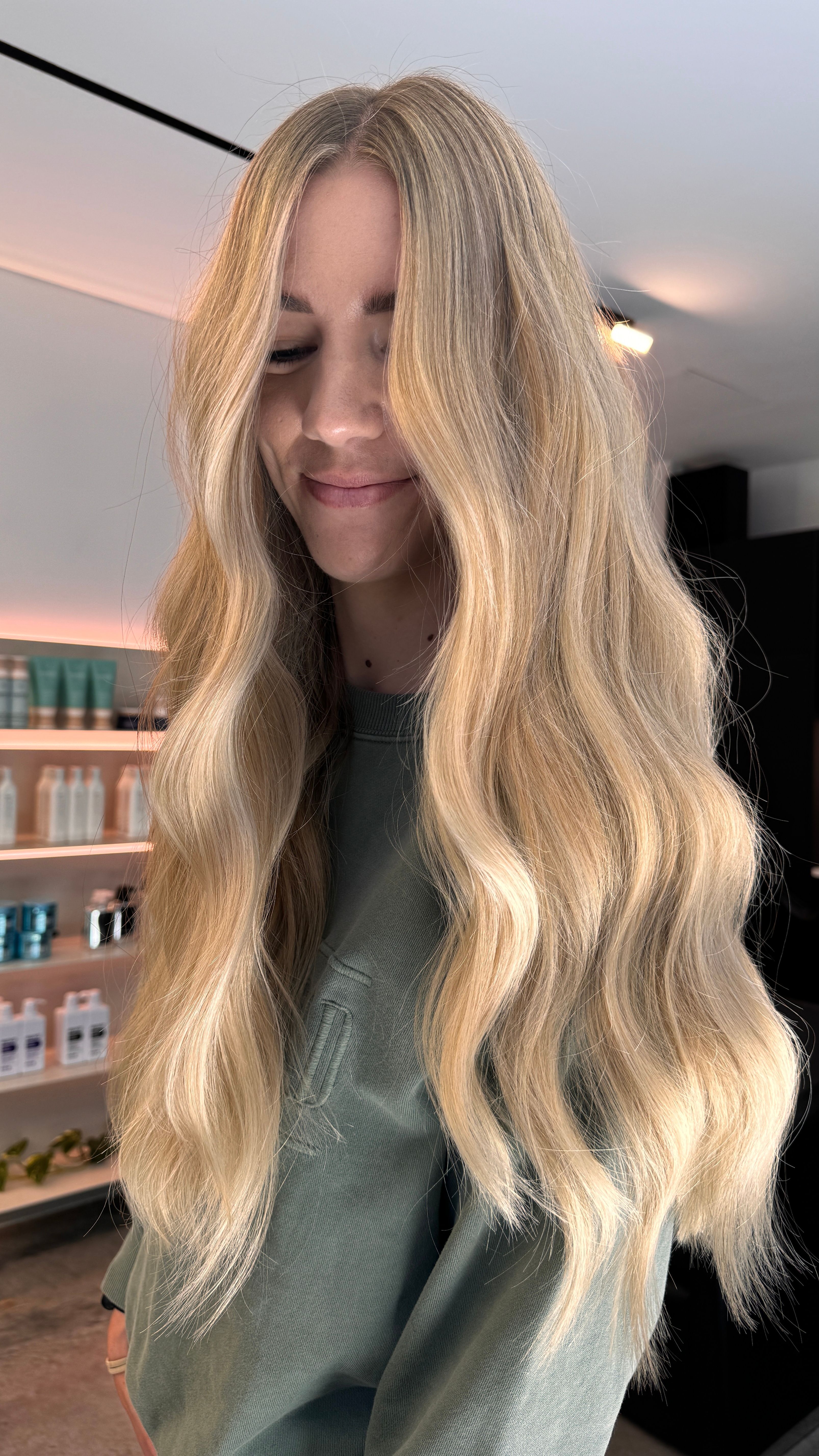 Mackenzie Hayward — Blondes ONESHOT Hair Awards entry
