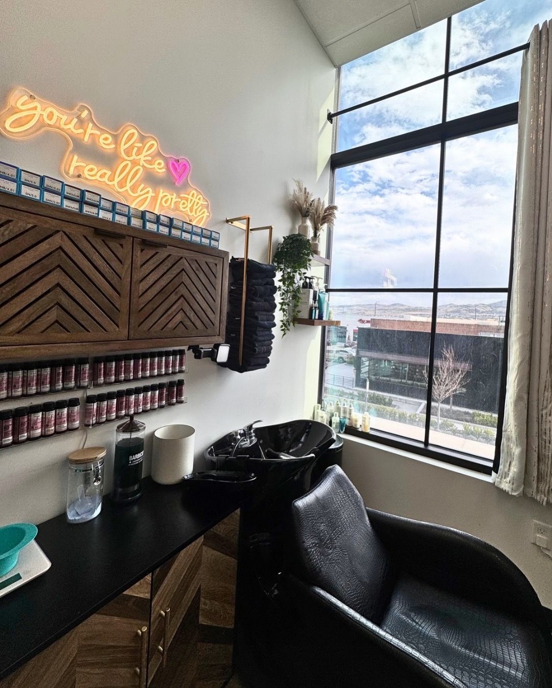 Haley Toner — Suite Decor ONESHOT Hair Awards entry
