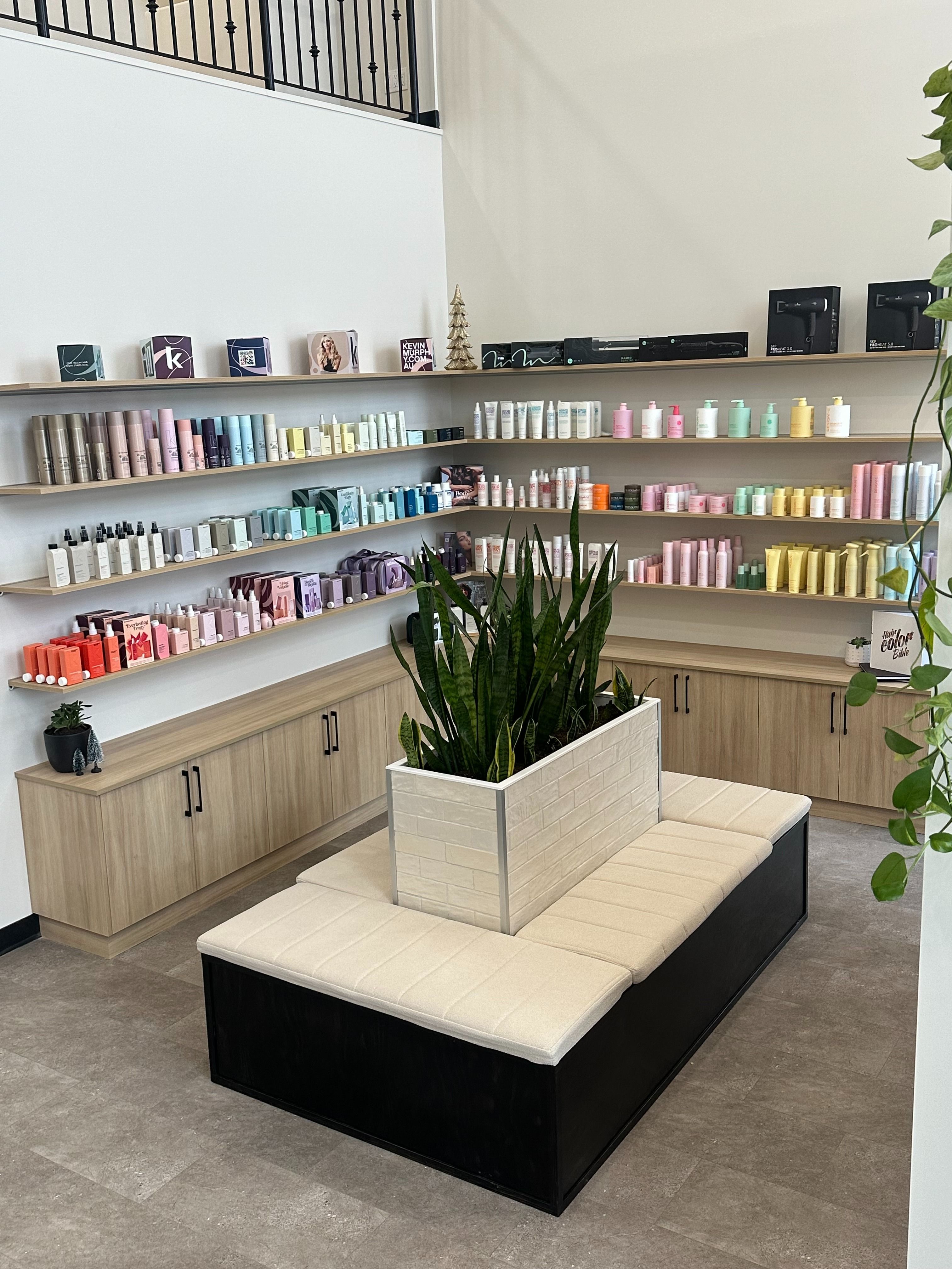 Mel Spence — Salon Decor ONESHOT Hair Awards entry