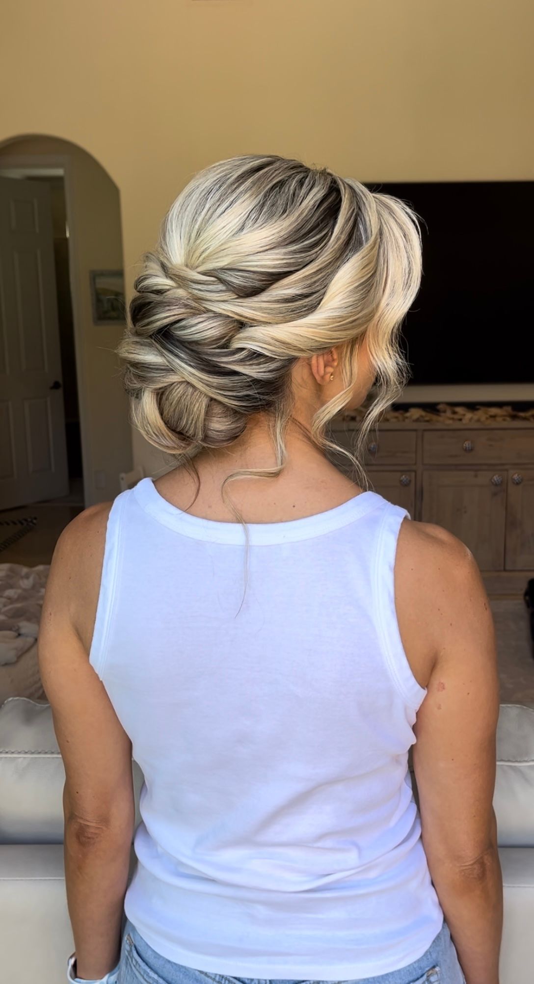 Kimberly Pike — Special Event Styling ONESHOT Hair Awards entry