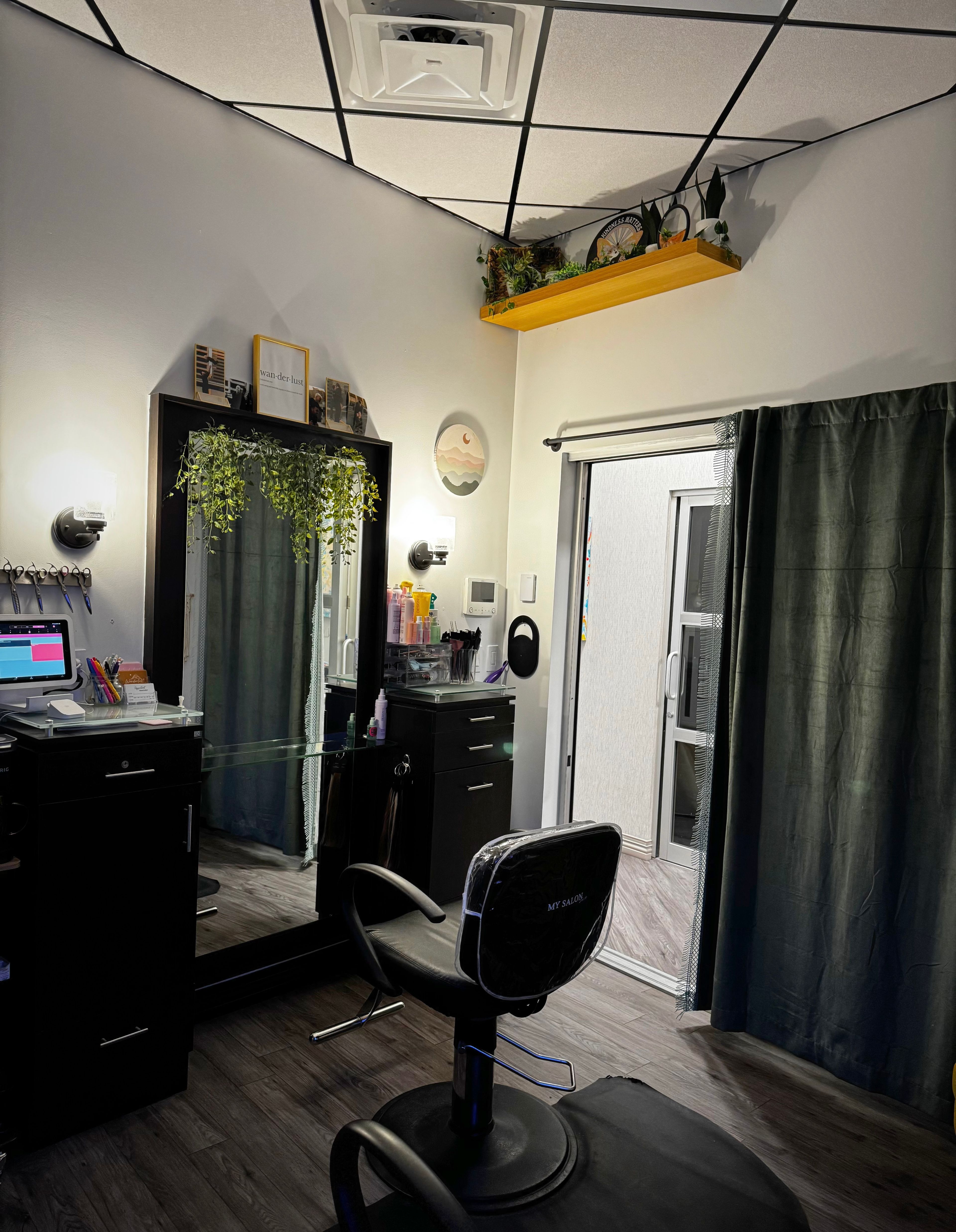 Taylor Eppard — Suite Decor ONESHOT Hair Awards entry