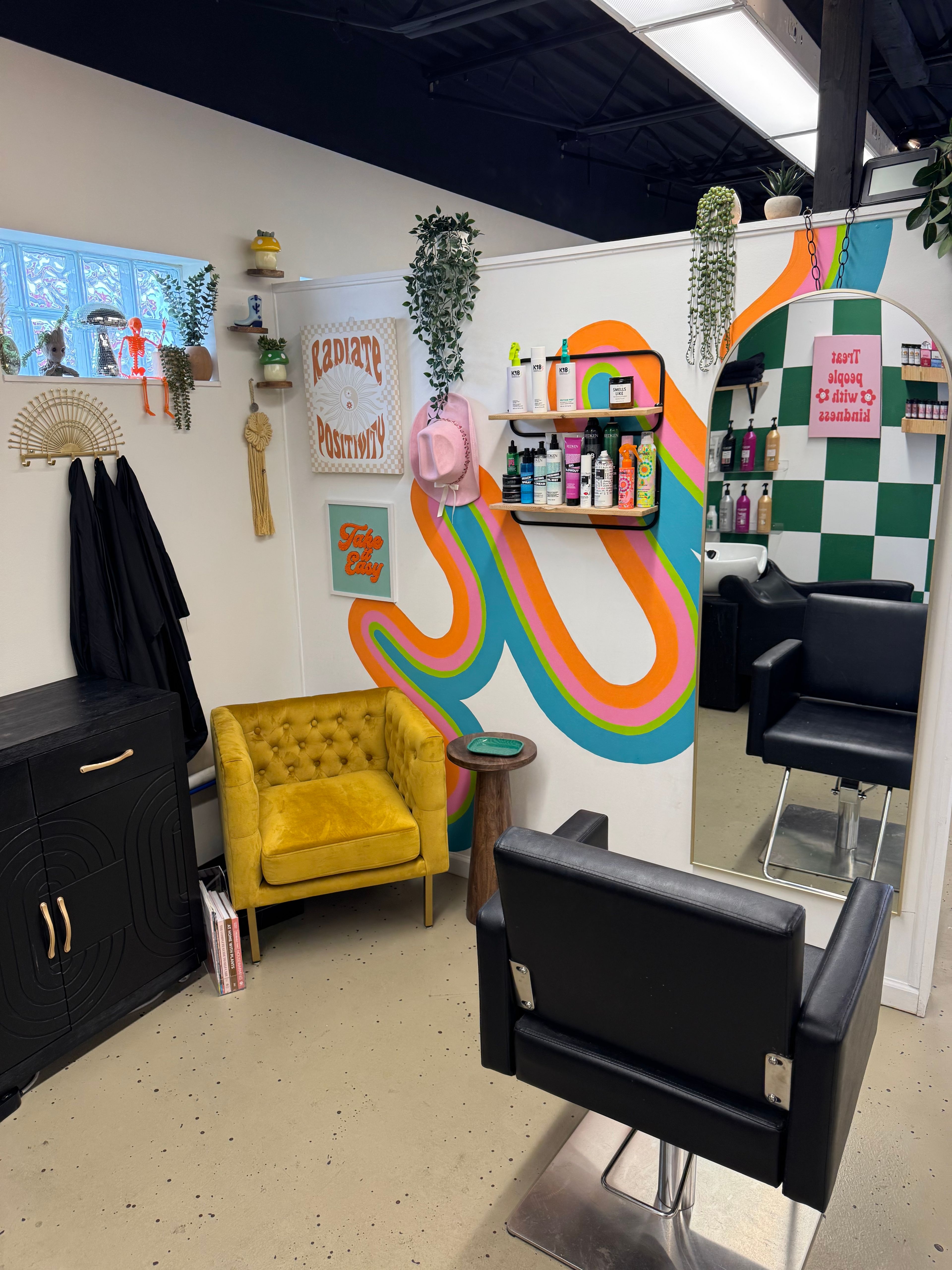 Sydney Hernandez — Suite Decor ONESHOT Hair Awards entry
