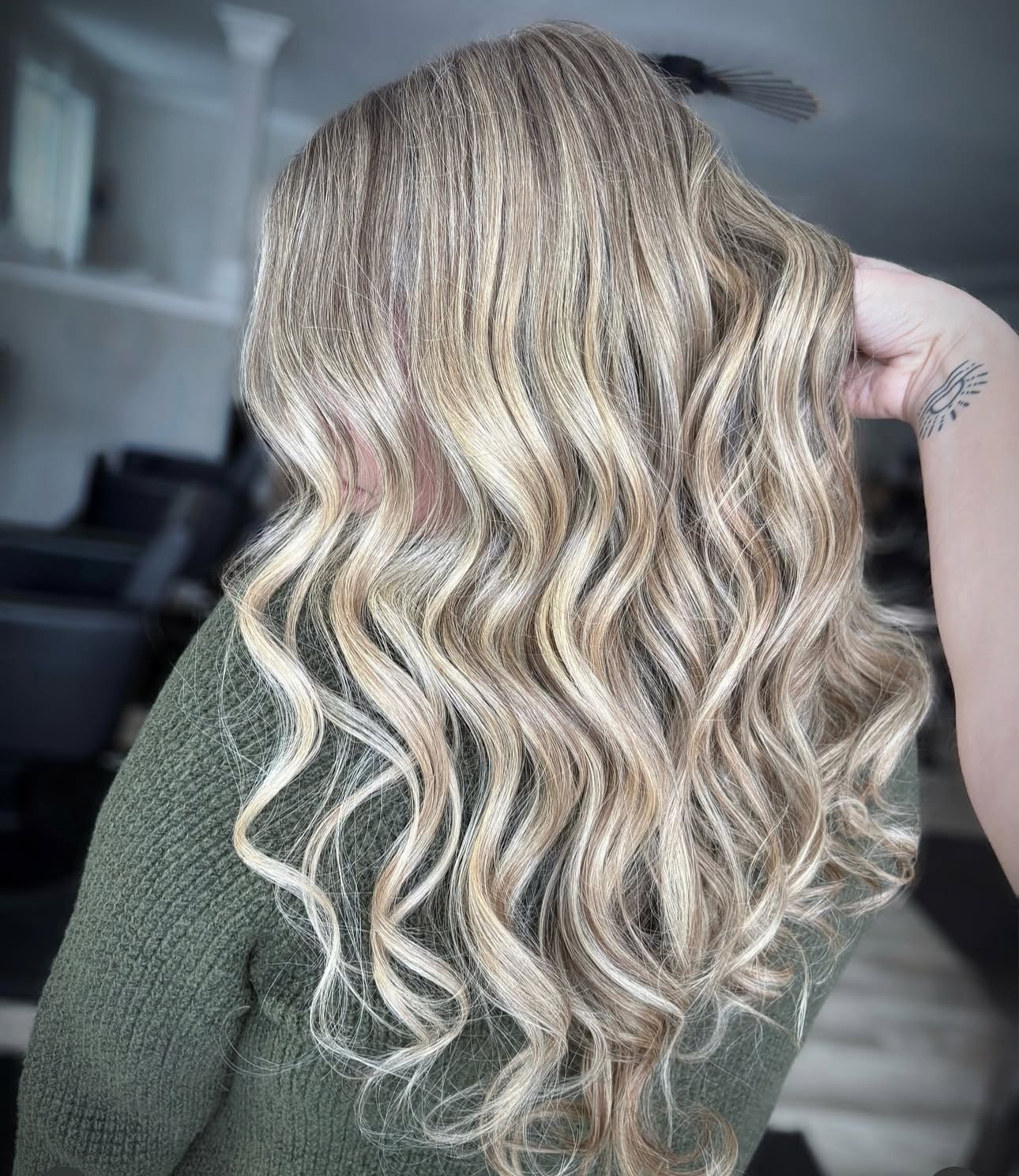 Mariah Scalzo — Blondes ONESHOT Hair Awards entry