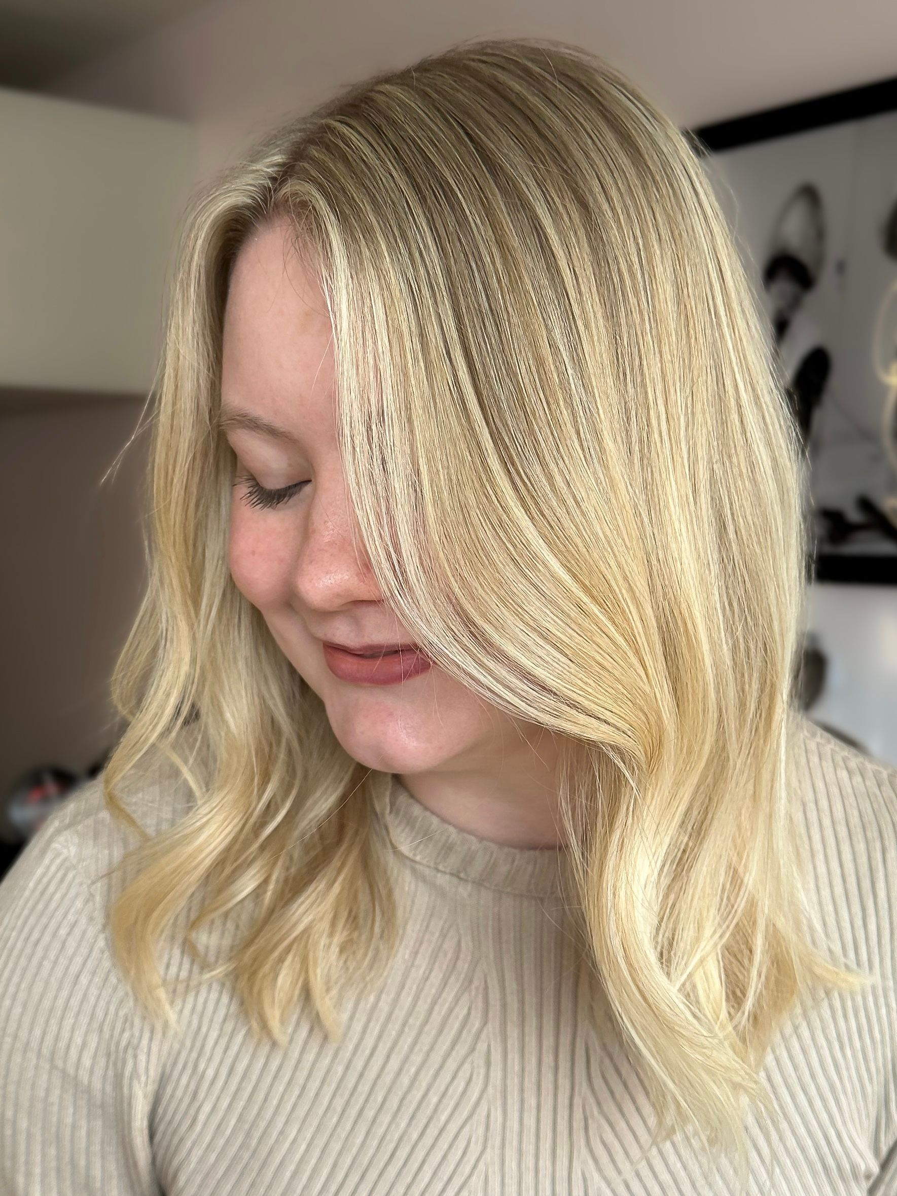 Alexa Pettit — Blondes ONESHOT Hair Awards entry