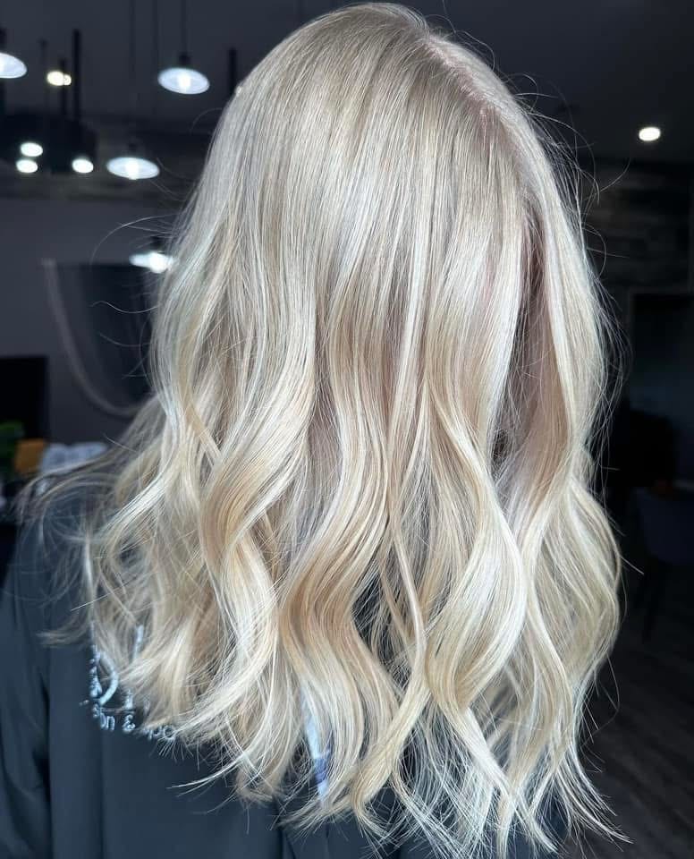 Hailie Joseph — Blondes ONESHOT Hair Awards entry