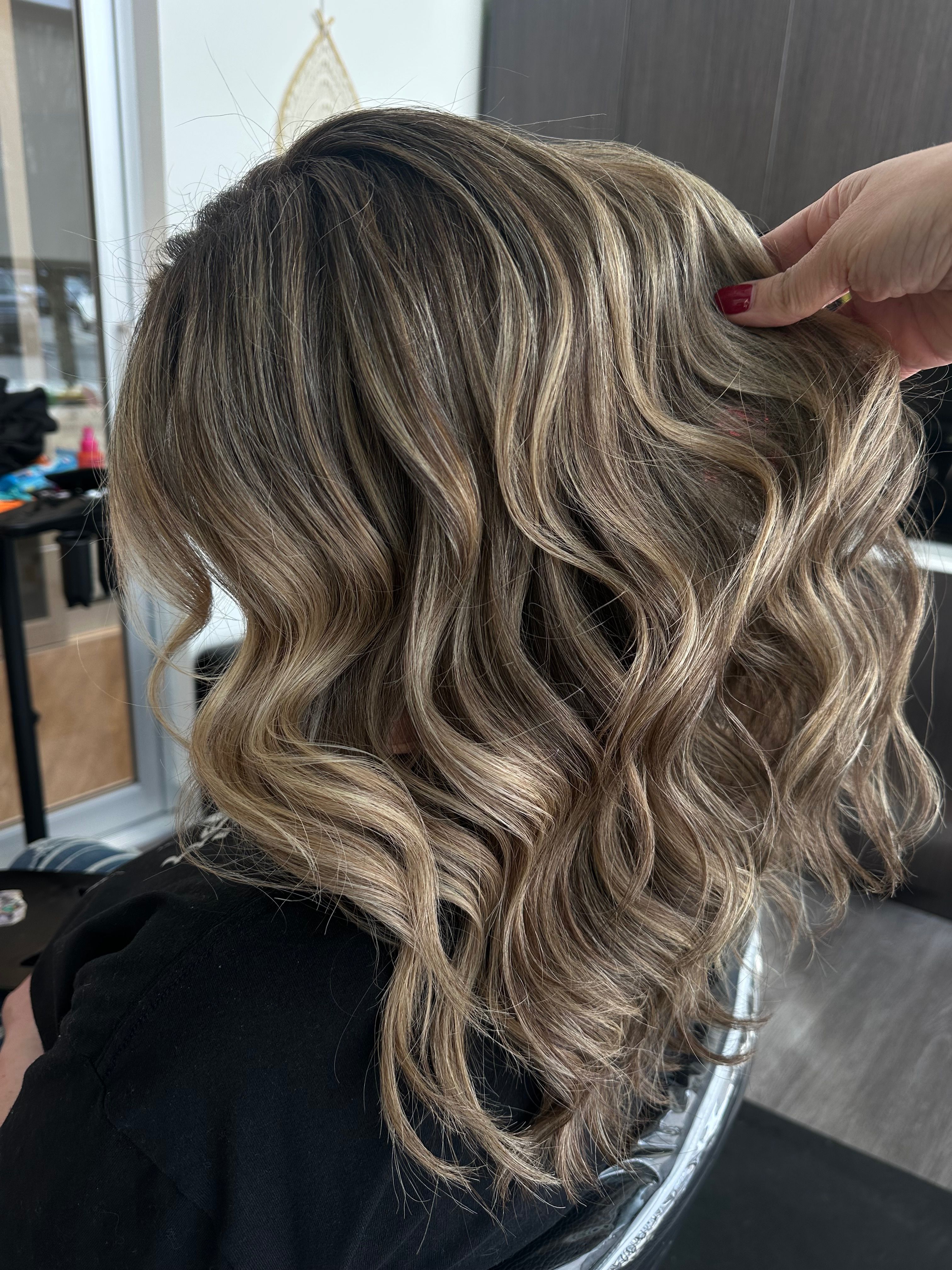 Lindsey Gustafson — Warm Balayage ONESHOT Hair Awards entry