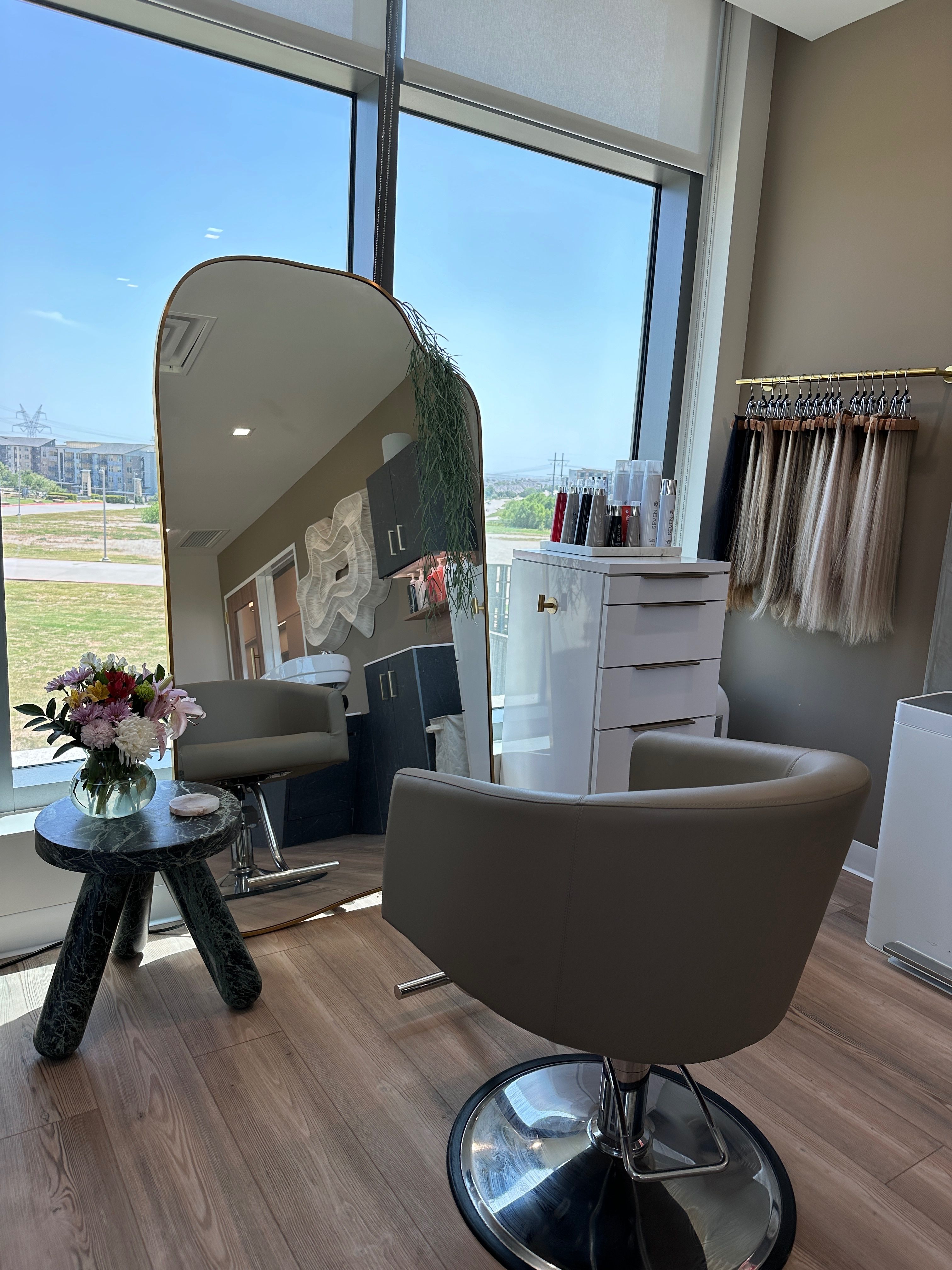Cassy Farfour — Suite Decor ONESHOT Hair Awards entry