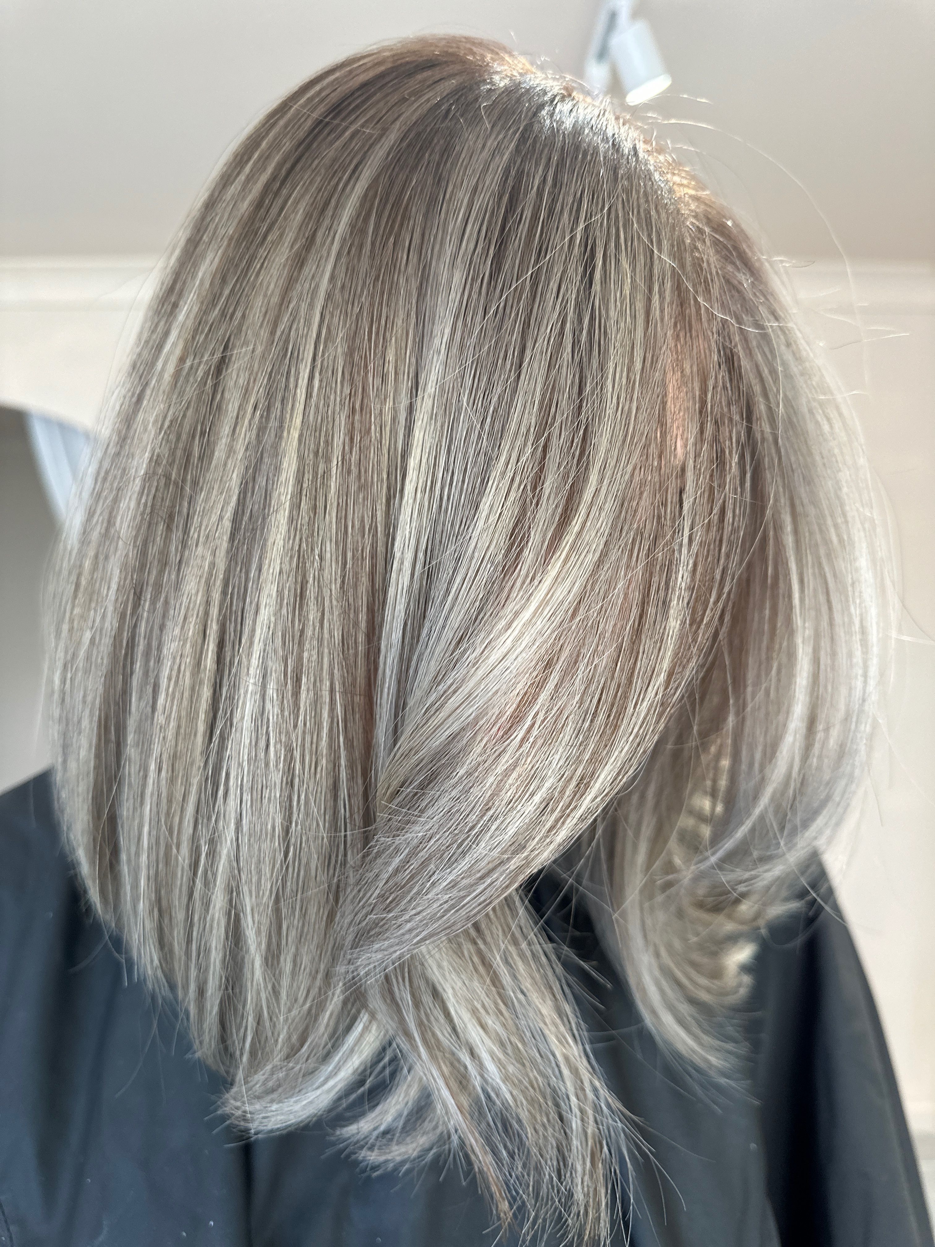 Monique Maguire — Bob/Lob ONESHOT Hair Awards entry