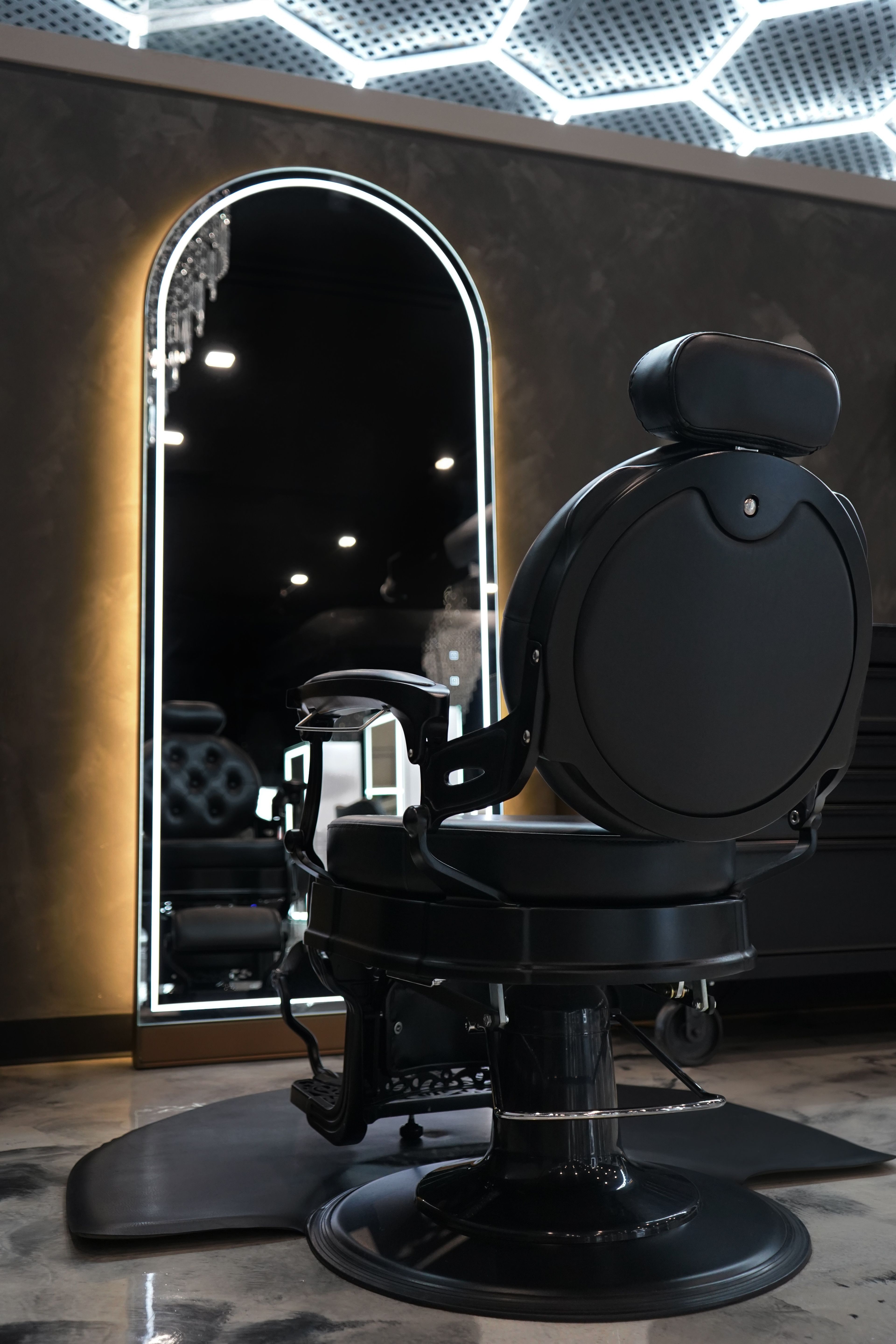 Kaylee Donovan — Salon Decor ONESHOT Hair Awards entry
