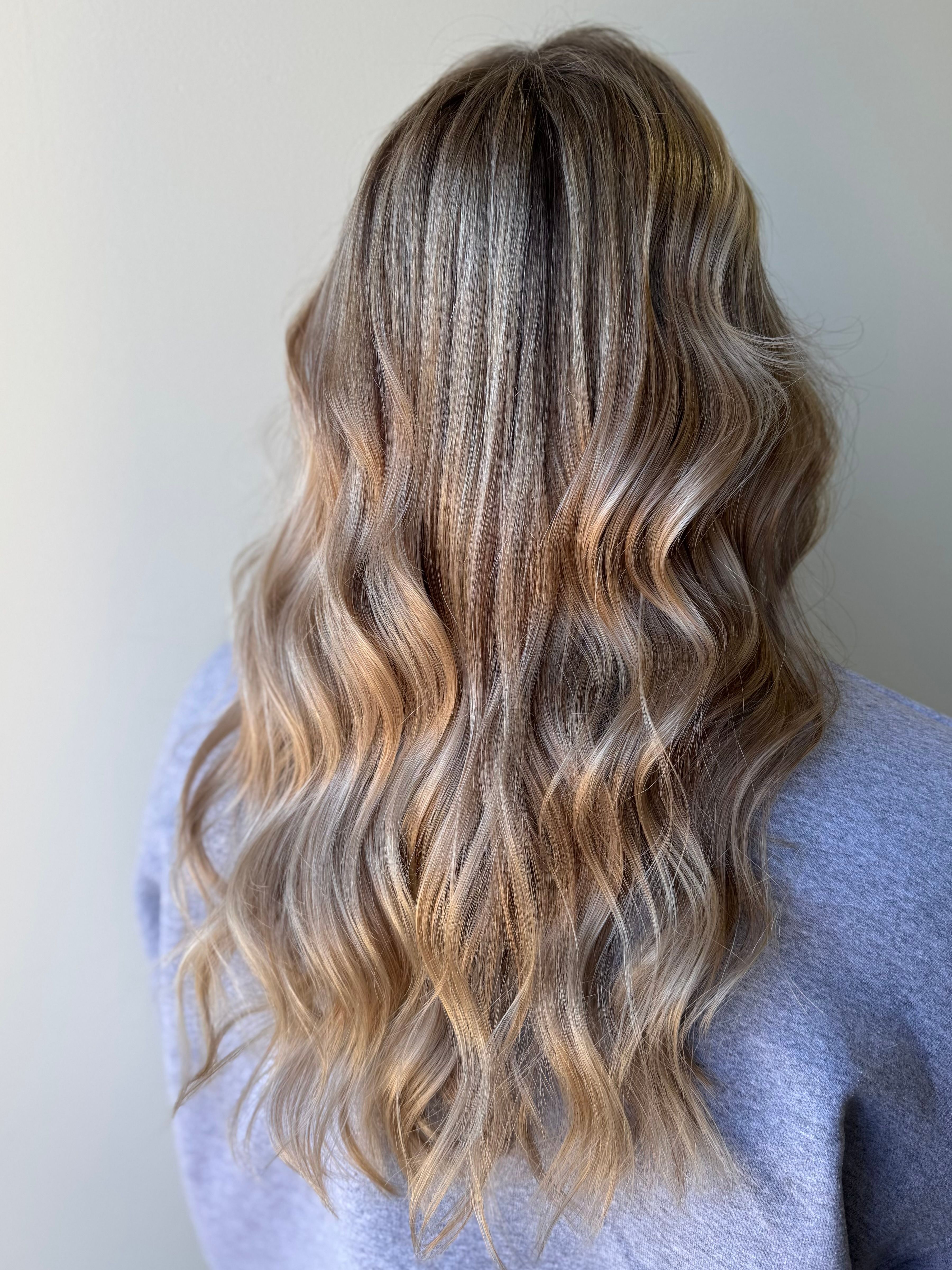 Bryana Hudson — Blondes ONESHOT Hair Awards entry
