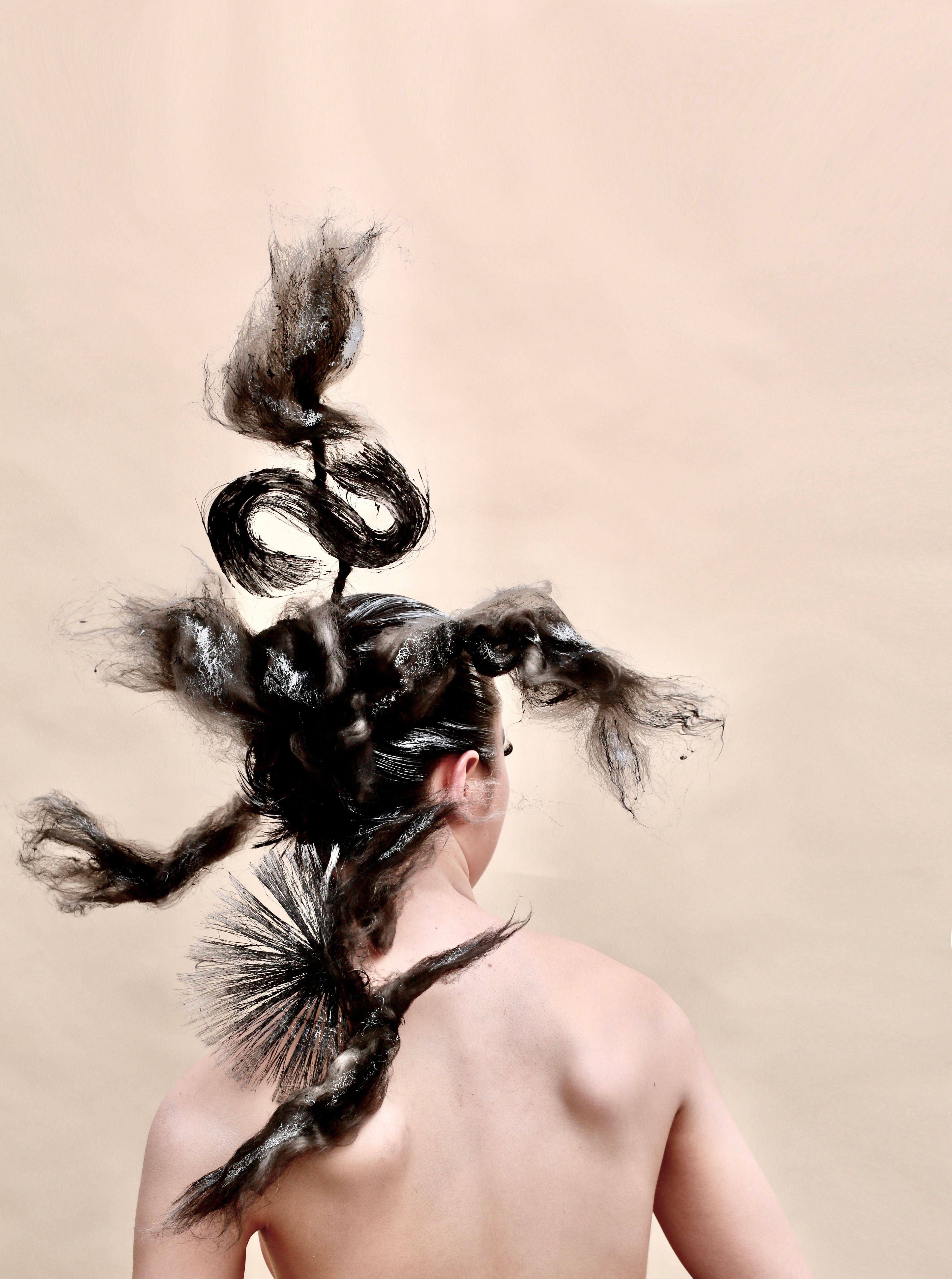Wataru Niikura — Avant-Garde Collection ONESHOT Hair Awards entry