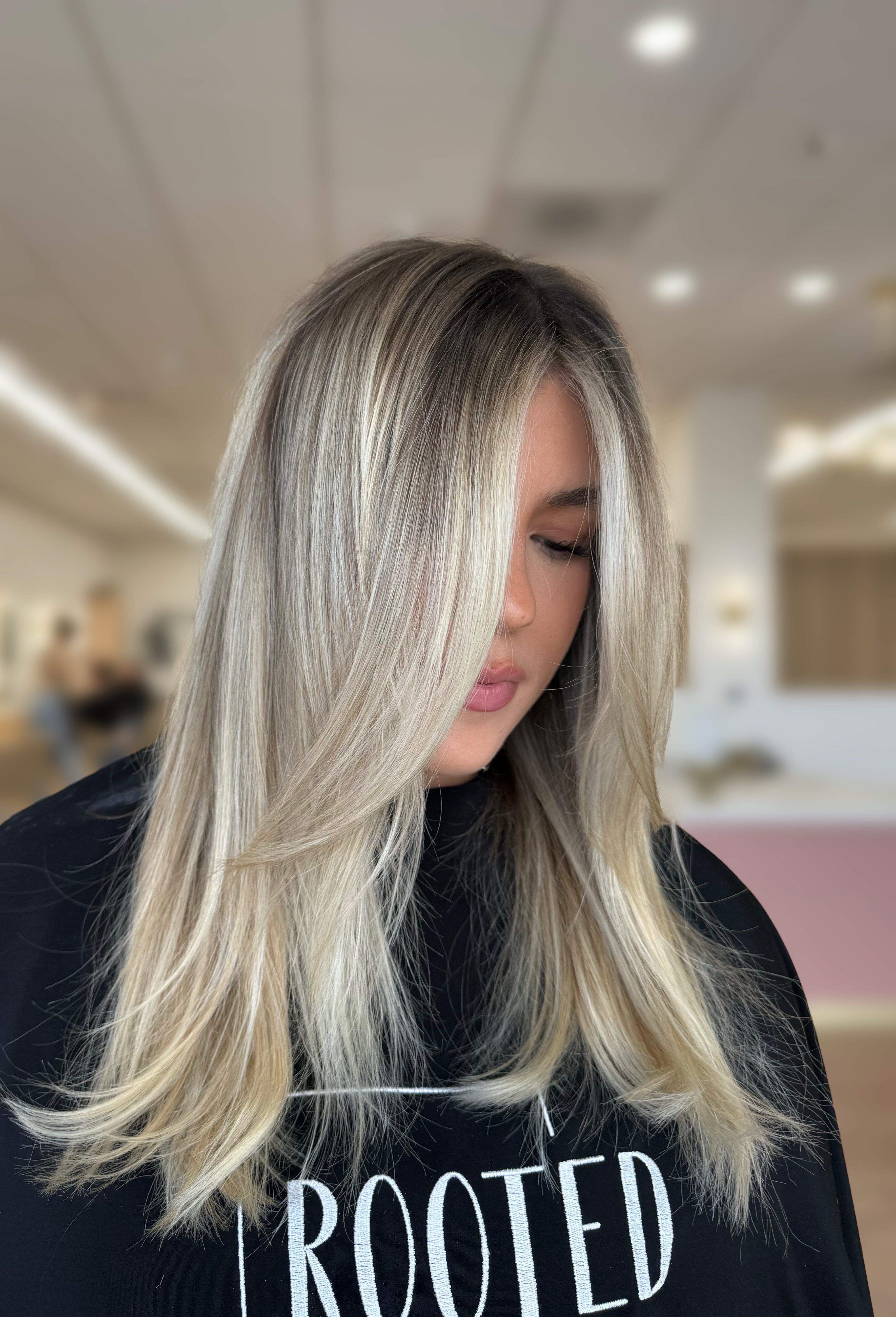 Ashtin Venema — Blondes ONESHOT Hair Awards entry